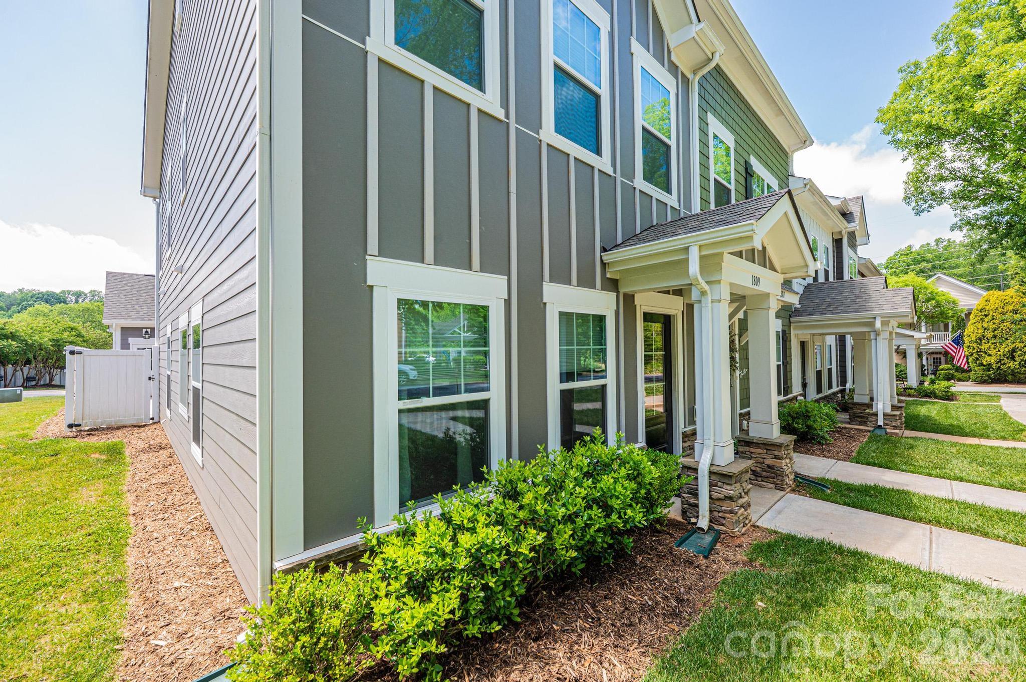 1809 Edgewater Drive NW — Conover