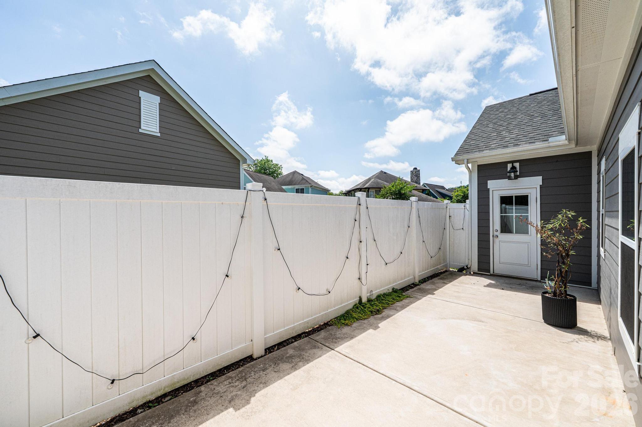 1809 Edgewater Drive NW — Conover