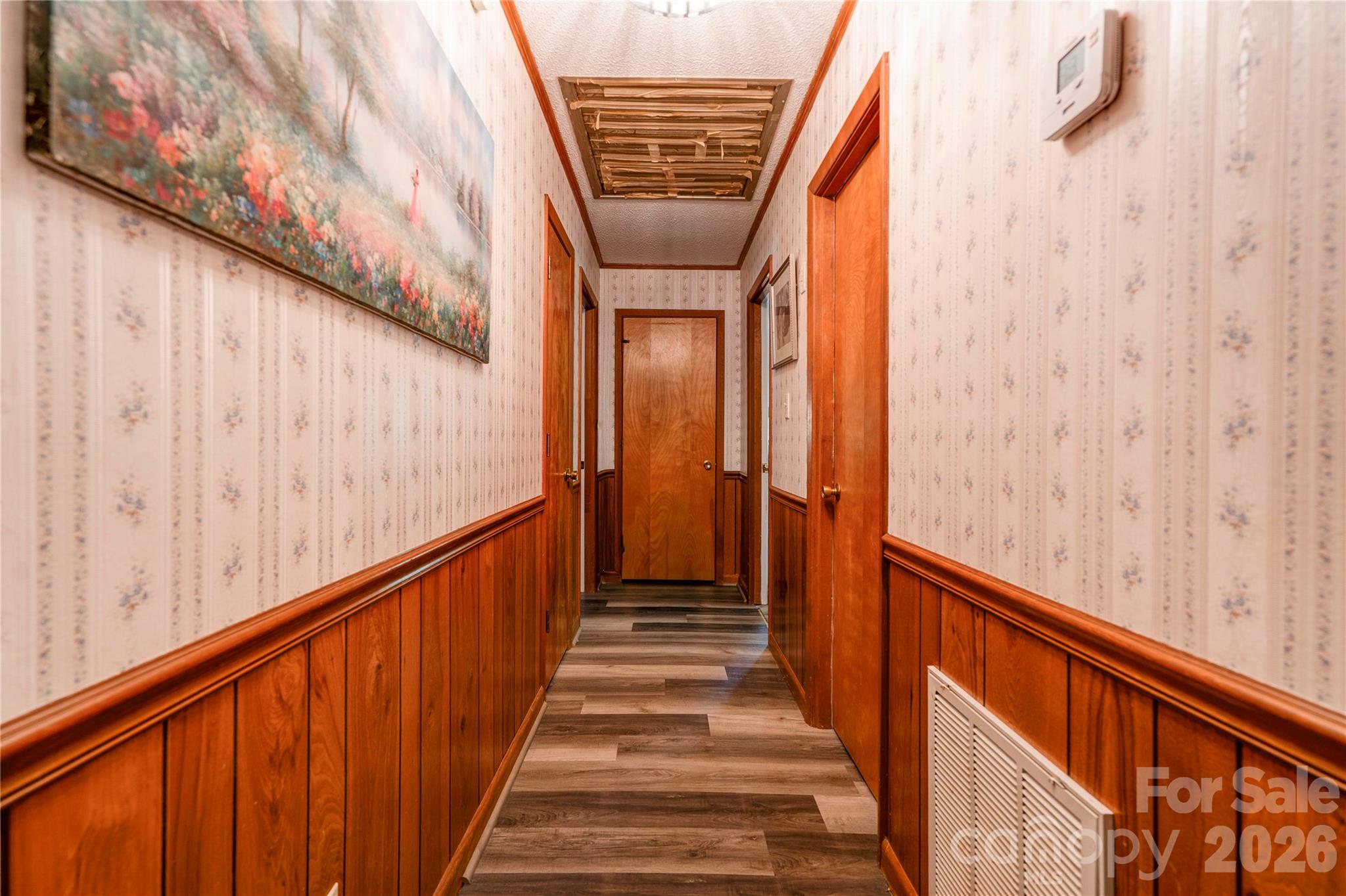130 Old Belwood Road — Lawndale