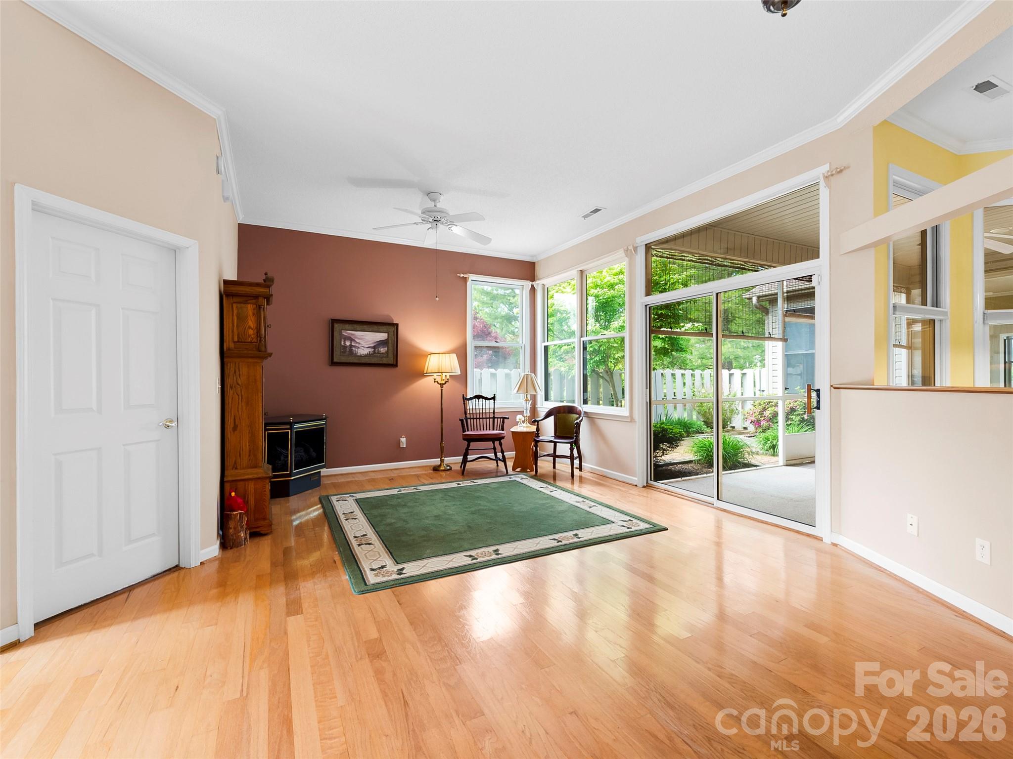 29 Tisha Lane — Hendersonville