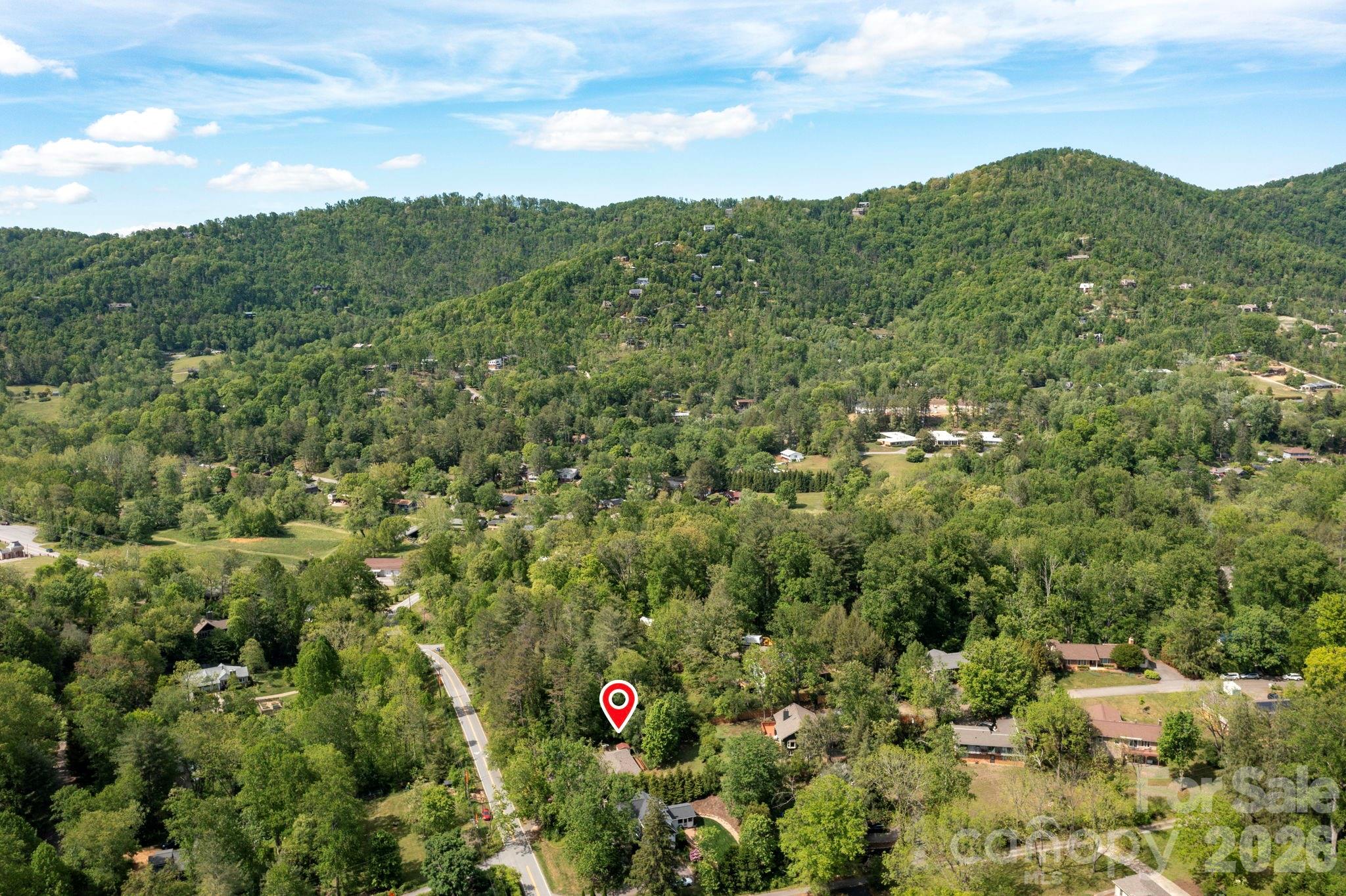 34 Wolfe Cove Road — Asheville
