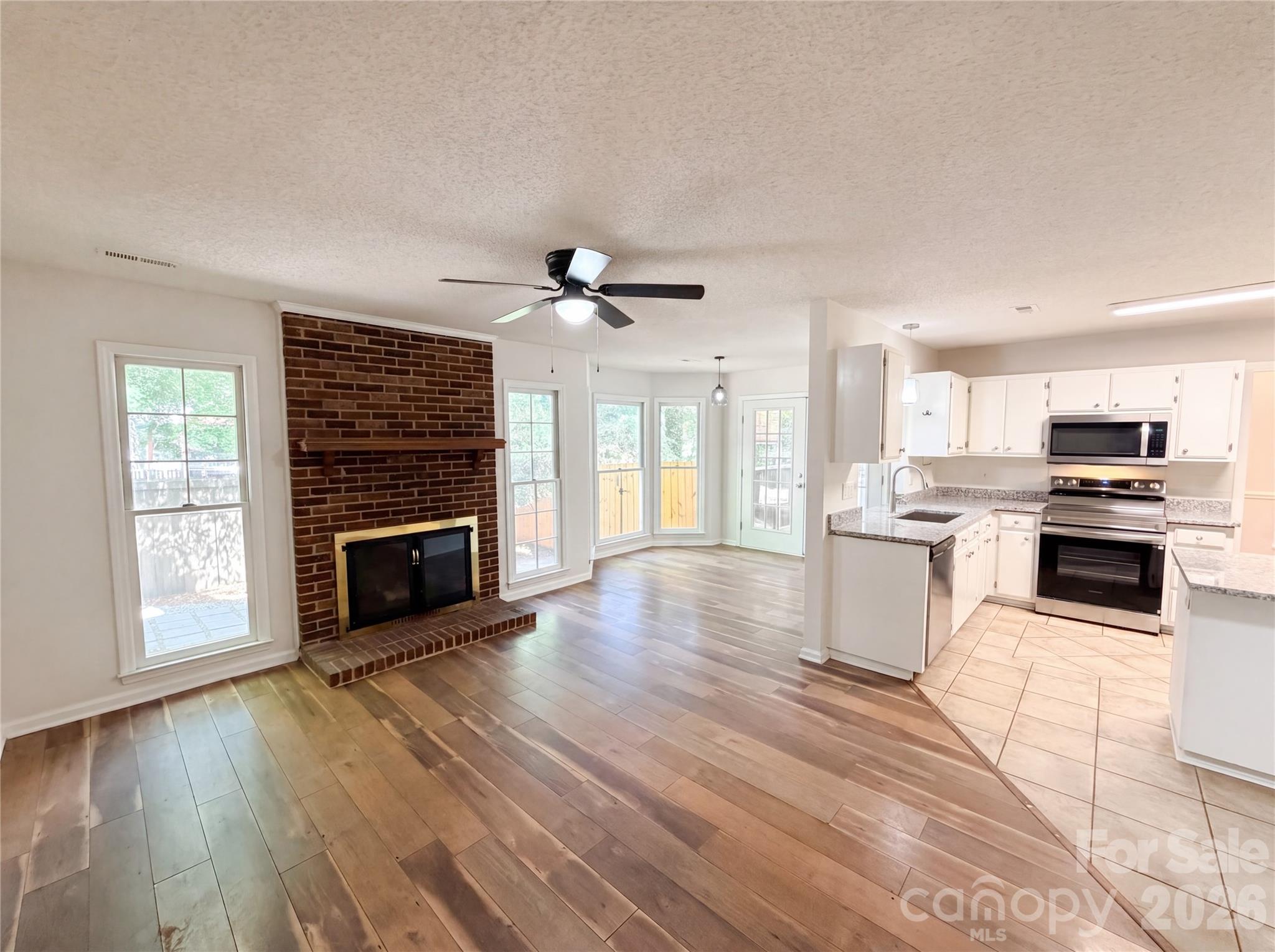 13622 Tynecastle Lane — Matthews
