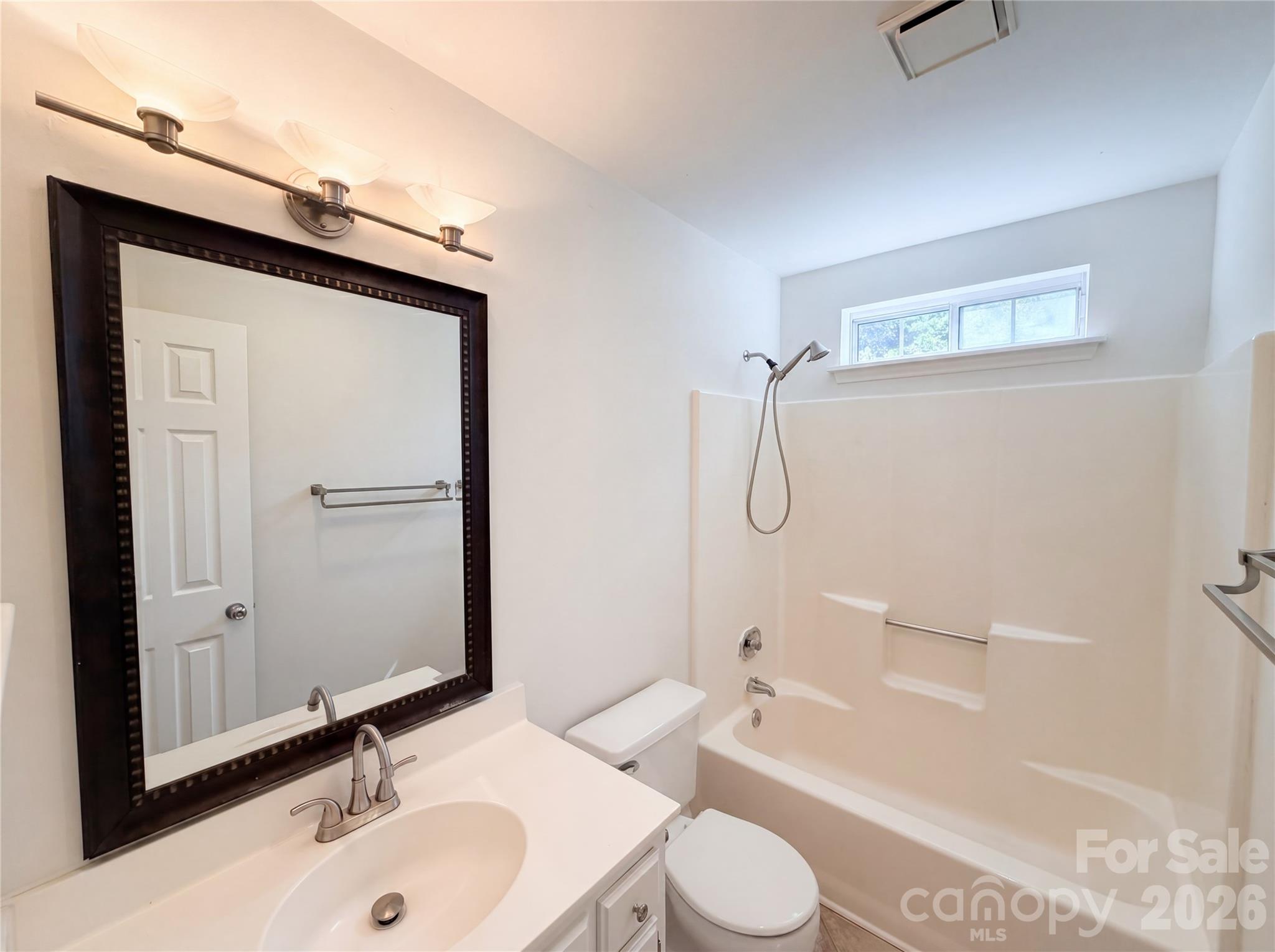 13622 Tynecastle Lane — Matthews