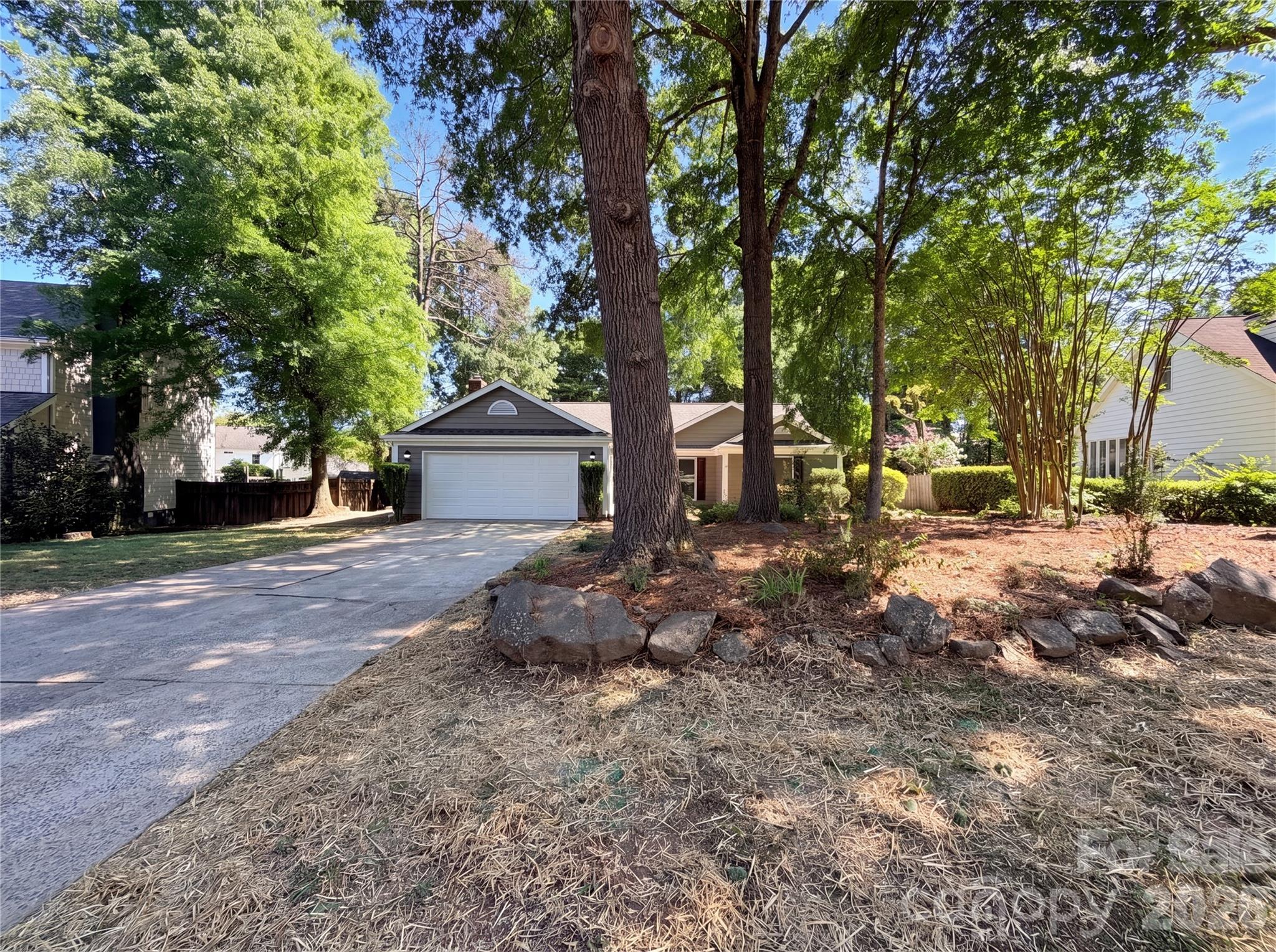 13622 Tynecastle Lane — Matthews