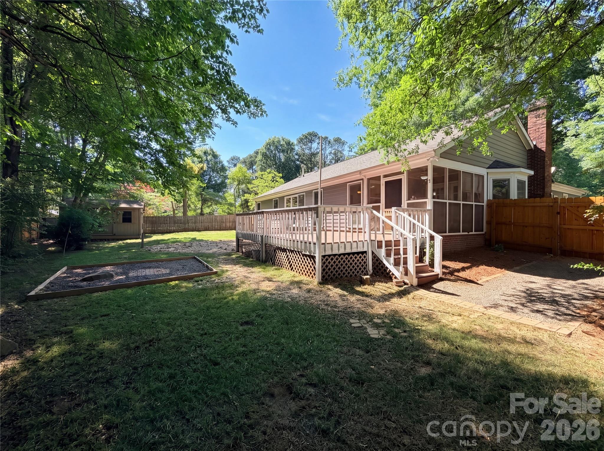 13622 Tynecastle Lane — Matthews
