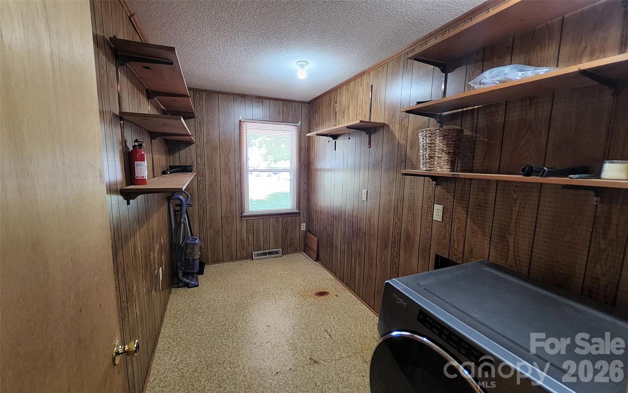 113 Kings Drive #3 & 4 — Forest City