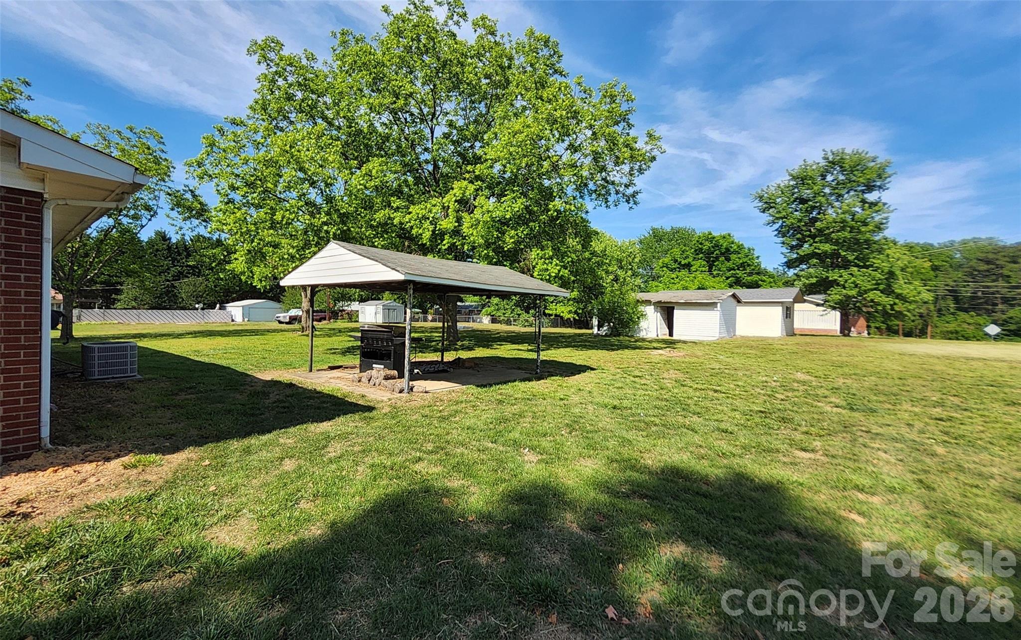 113 Kings Drive #3 & 4 — Forest City