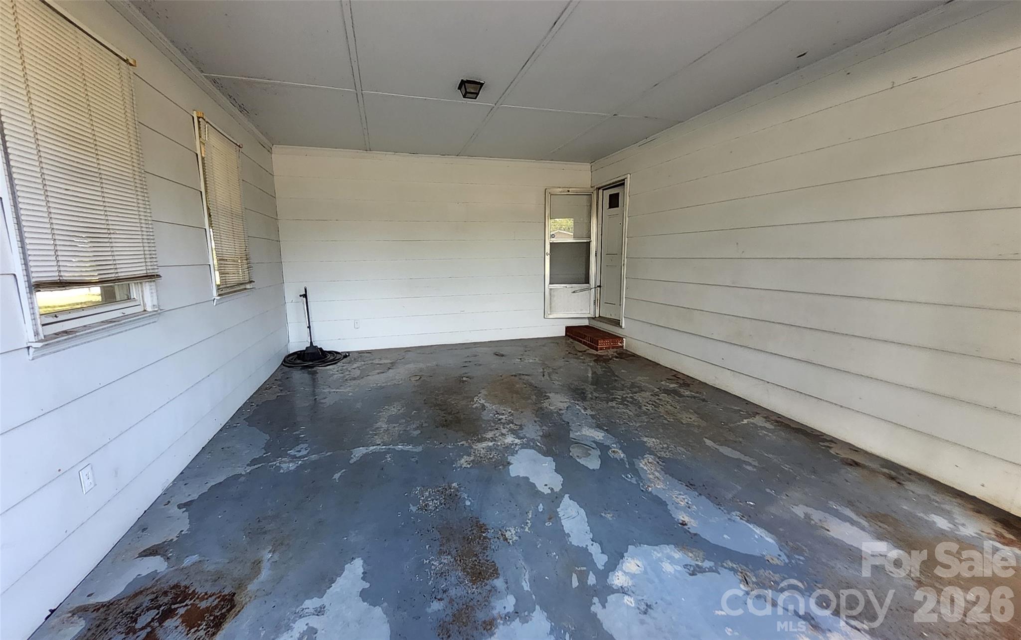 113 Kings Drive #3 & 4 — Forest City