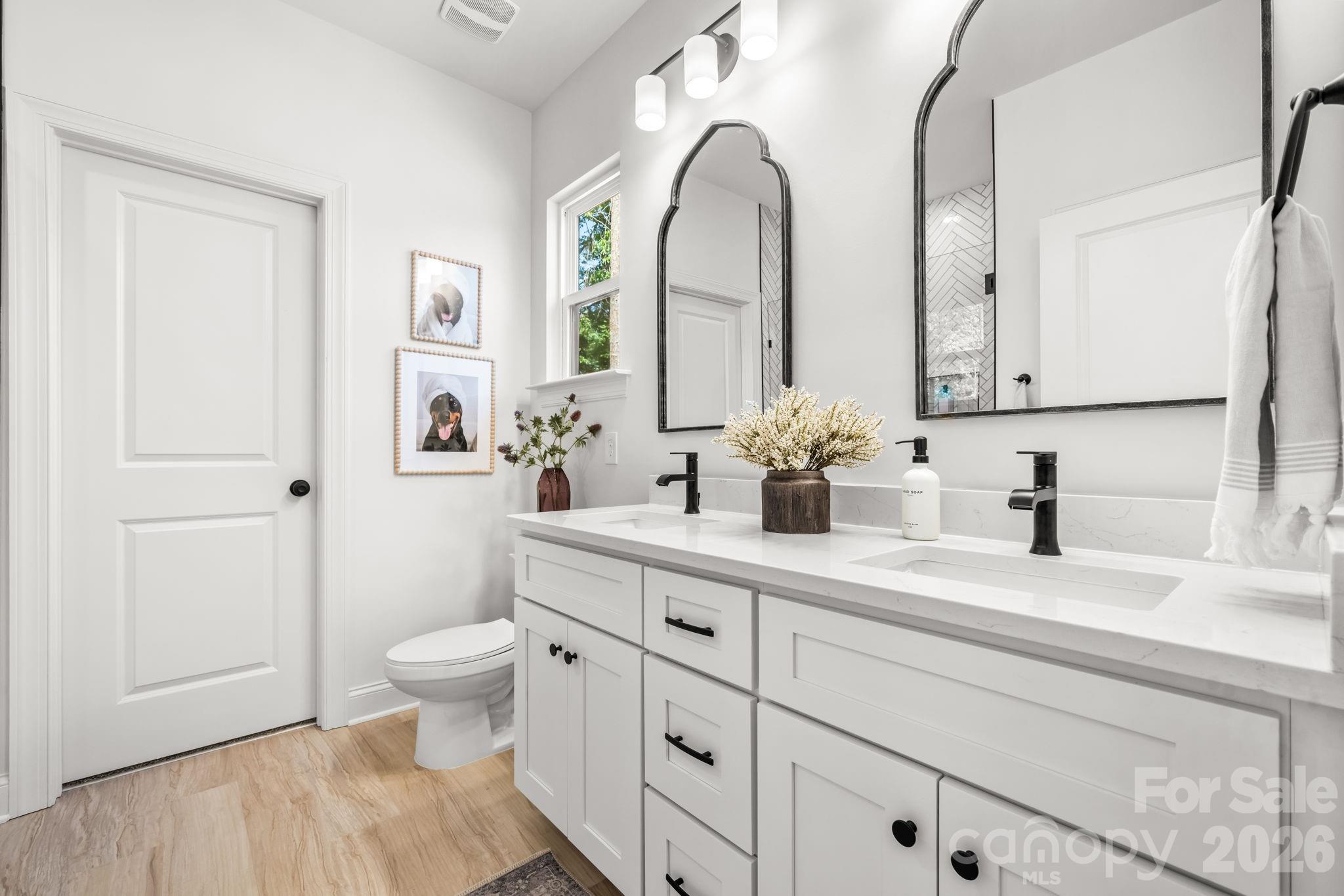 5256 Whitewater Drive — Hickory