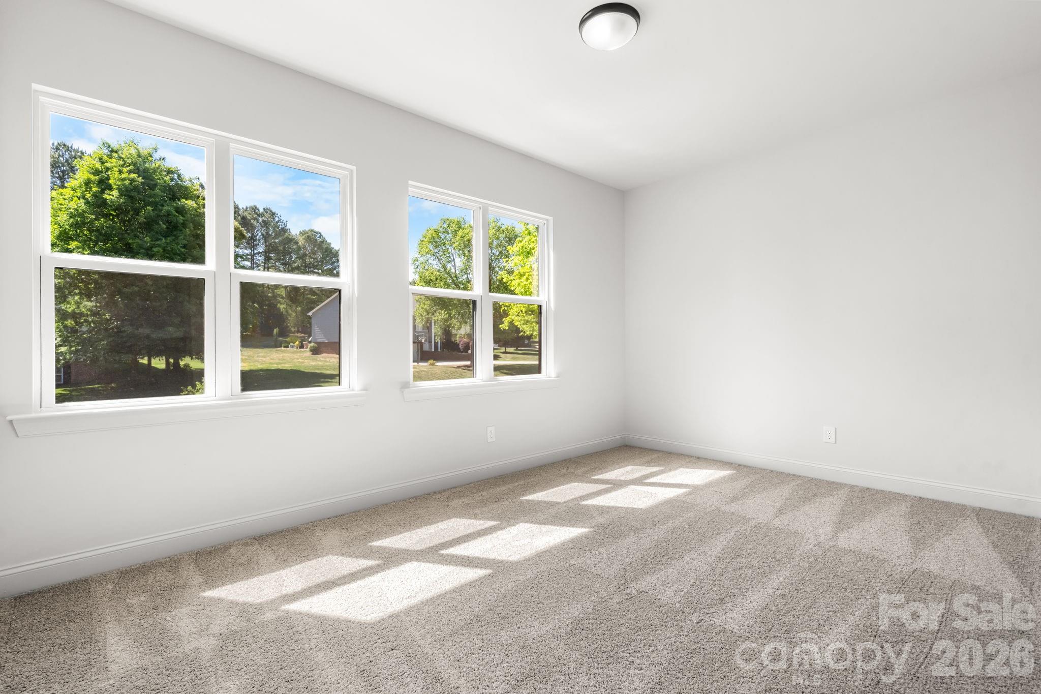 5256 Whitewater Drive — Hickory