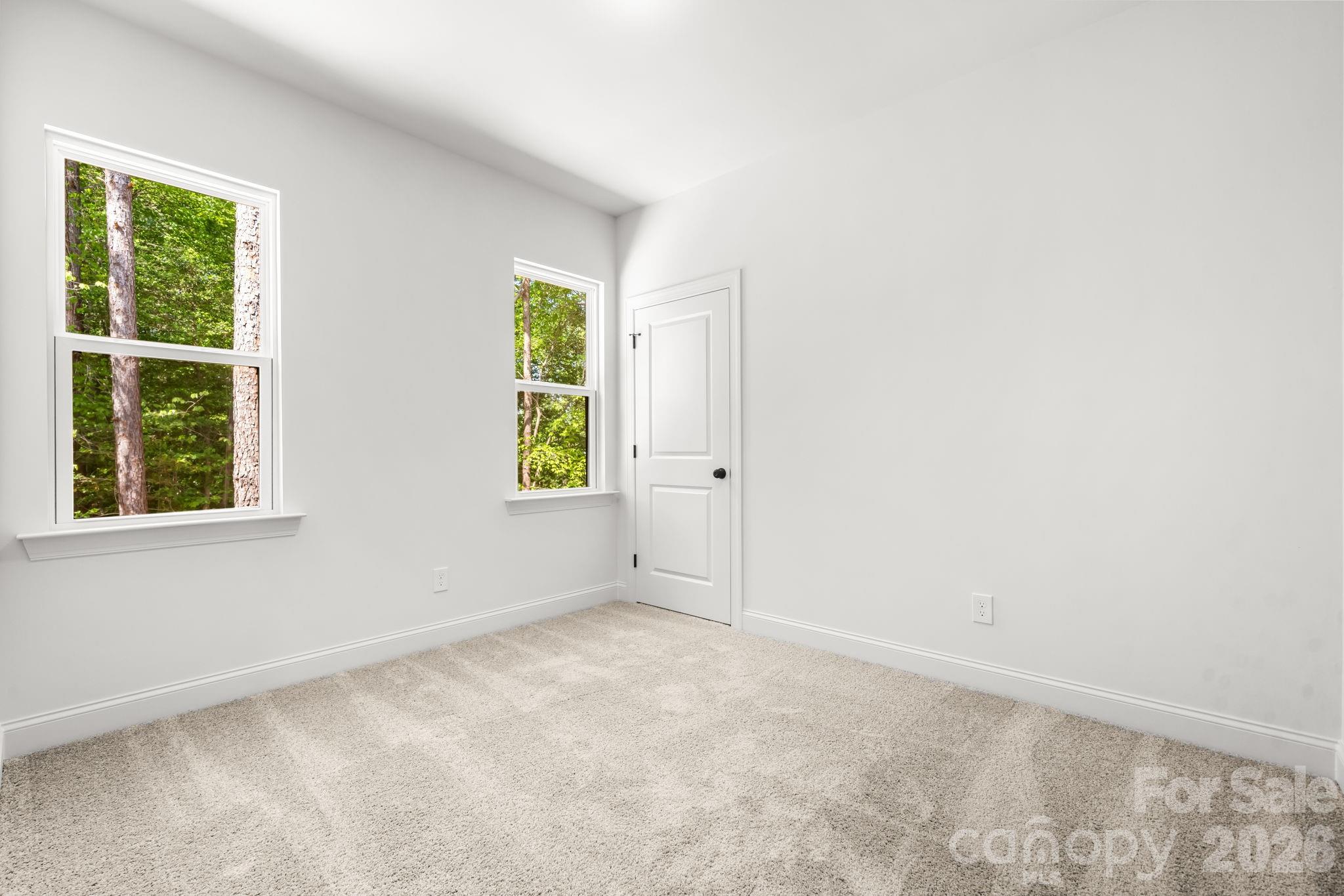 5256 Whitewater Drive — Hickory