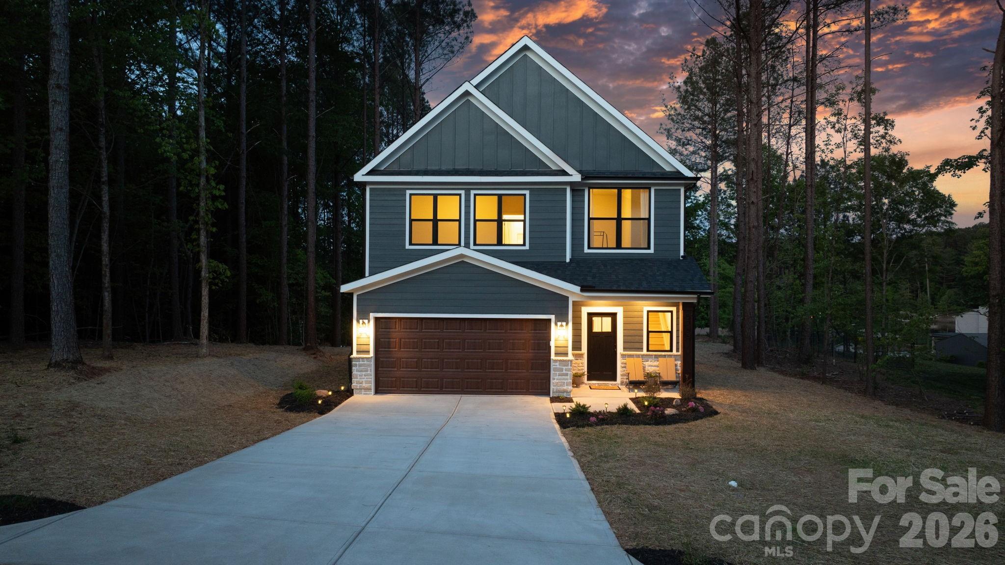 5256 Whitewater Drive — Hickory