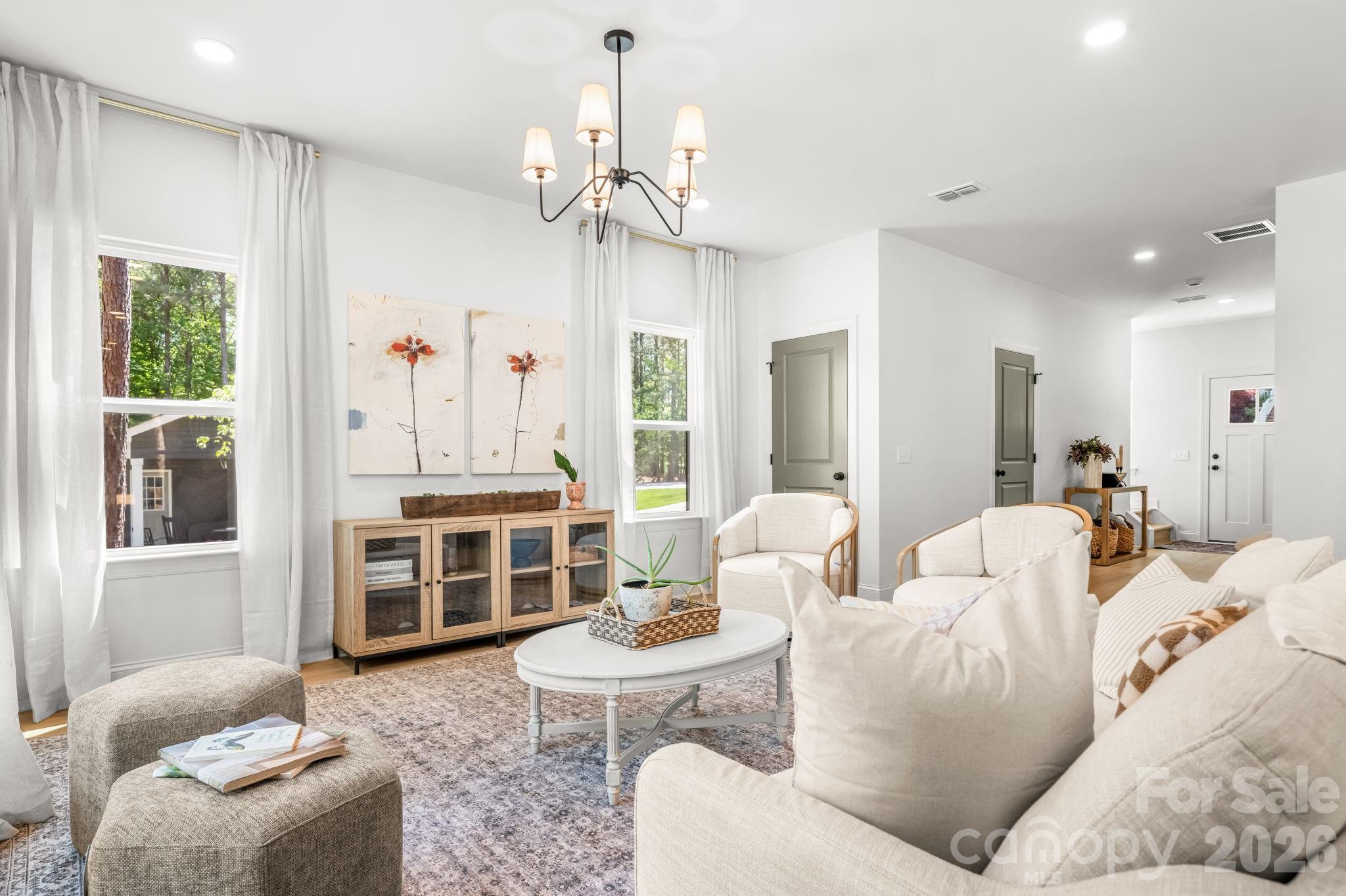 5256 Whitewater Drive — Hickory