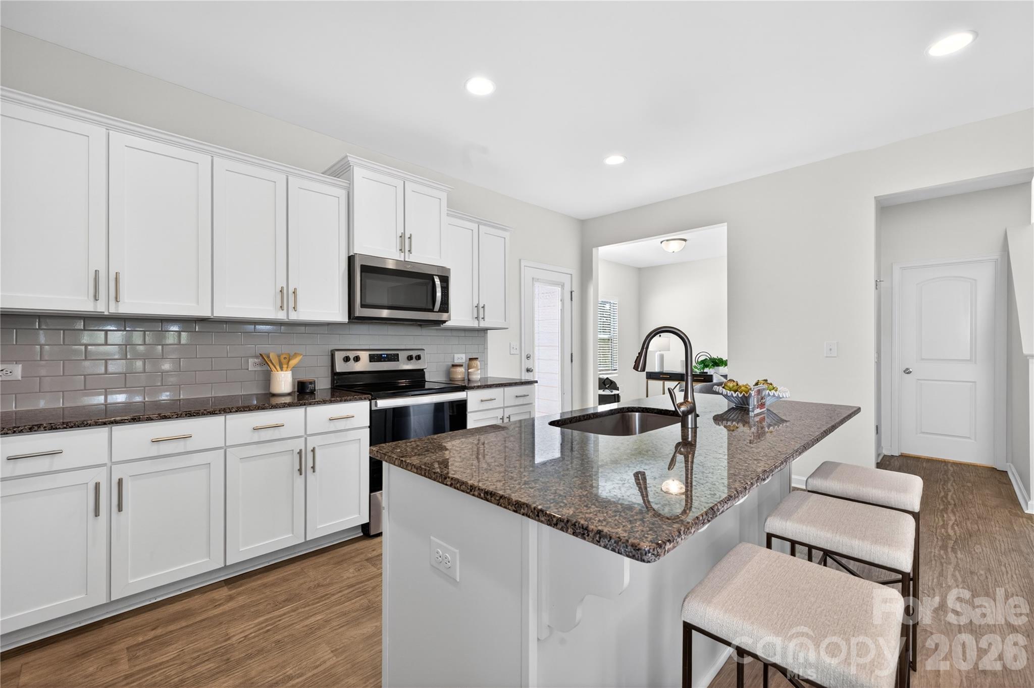 6013 Santee River Way #39 — Belmont