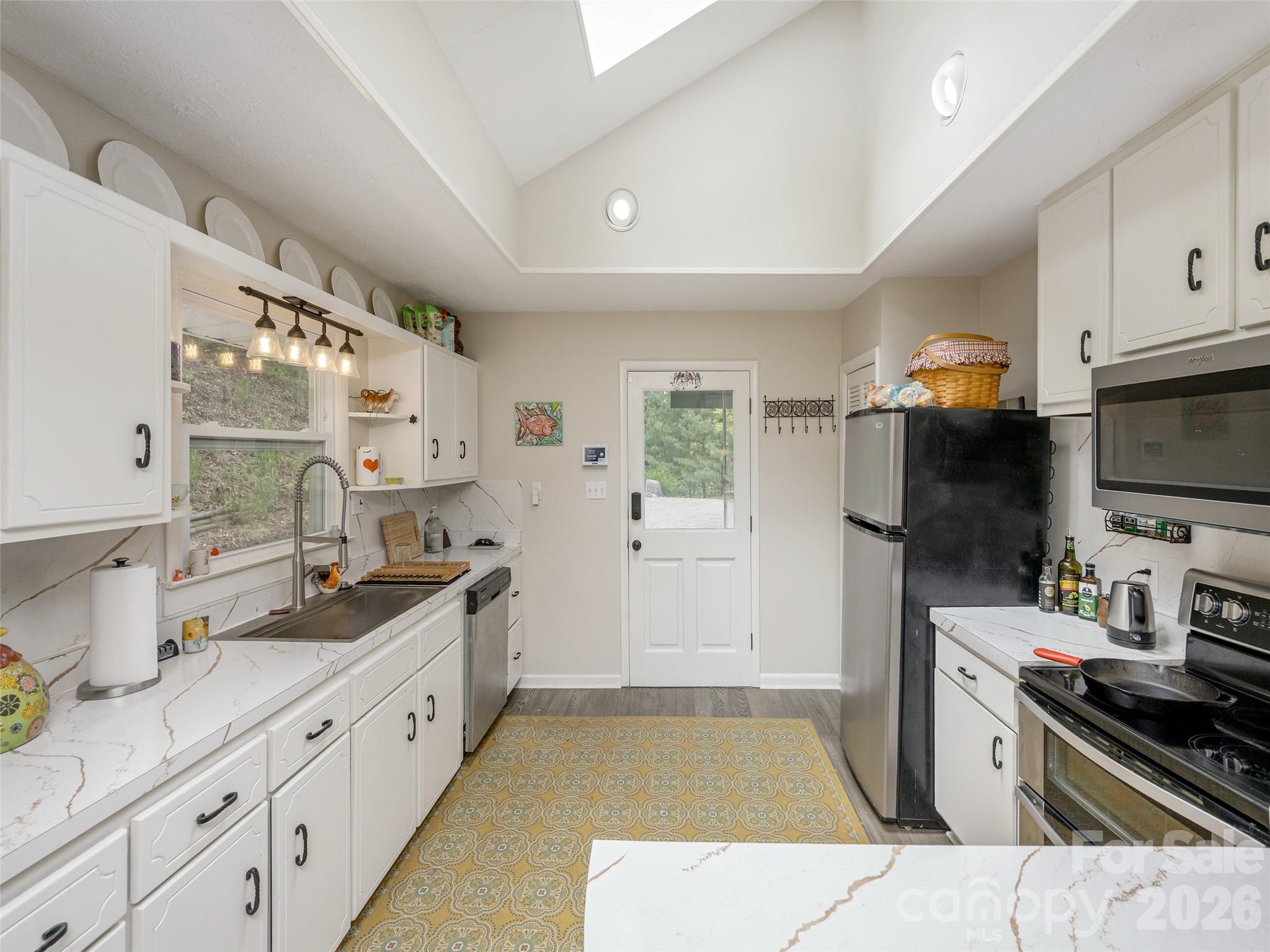 411 Patton Mountain Road — Asheville