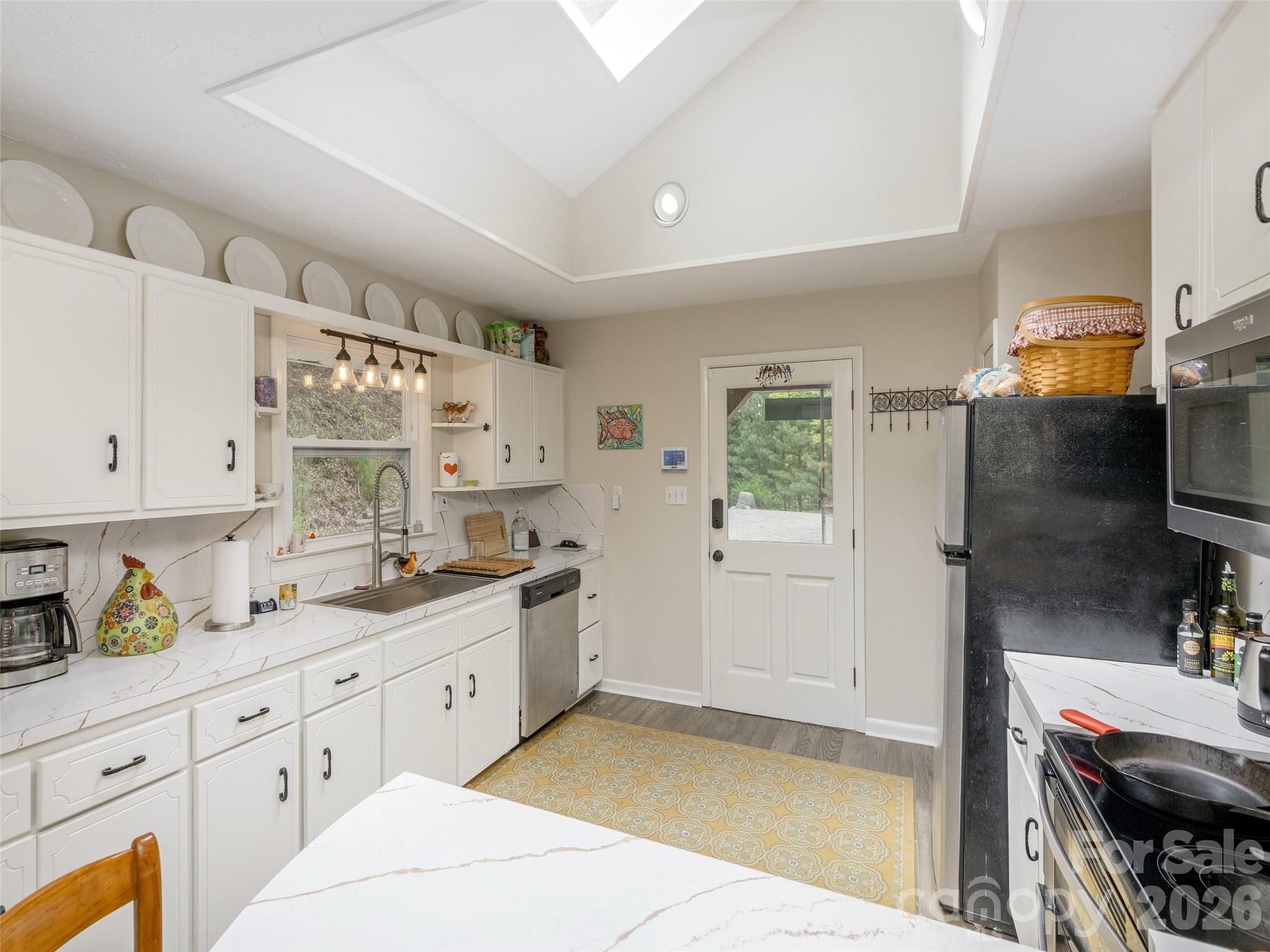 411 Patton Mountain Road — Asheville