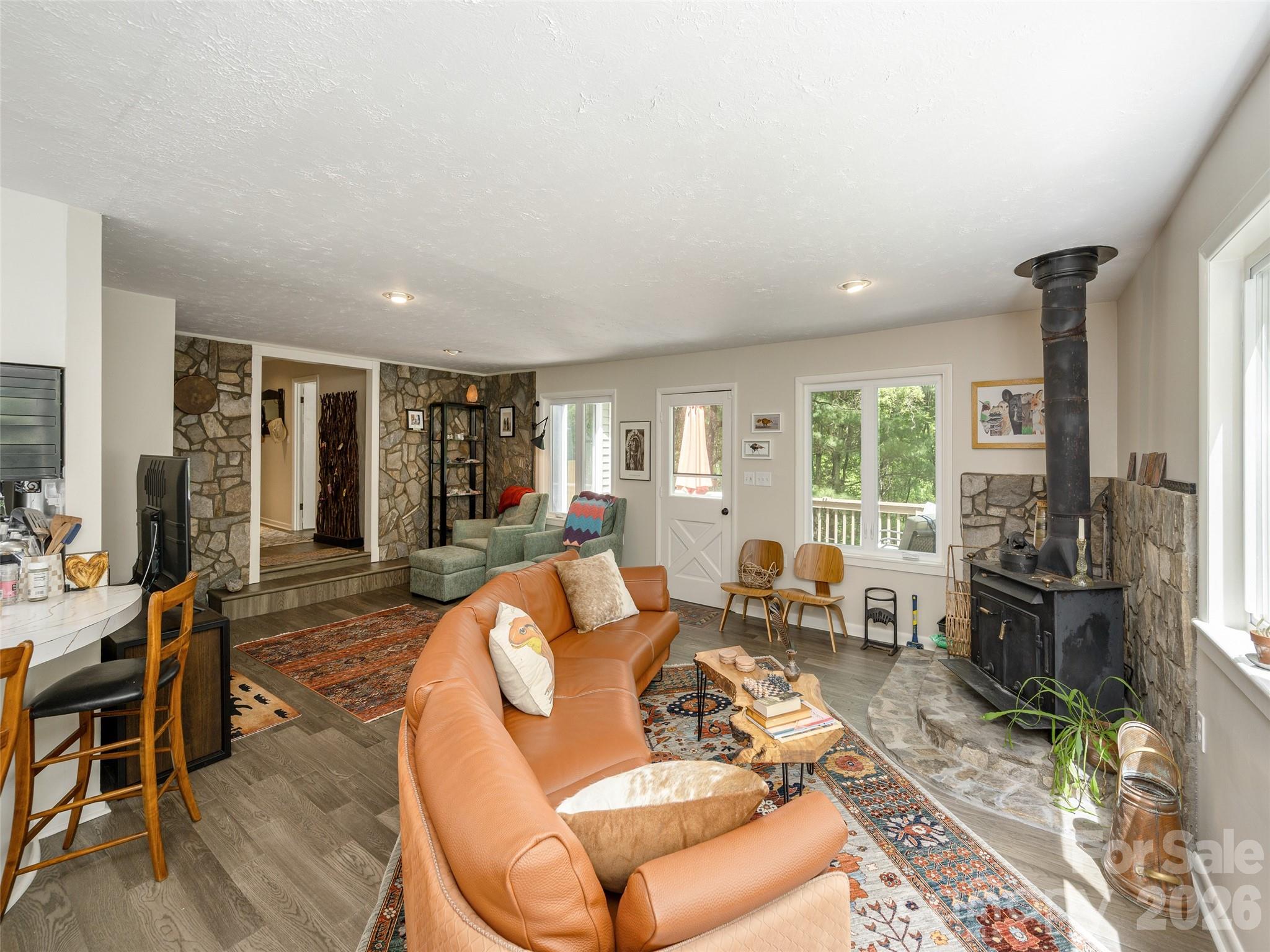 411 Patton Mountain Road — Asheville
