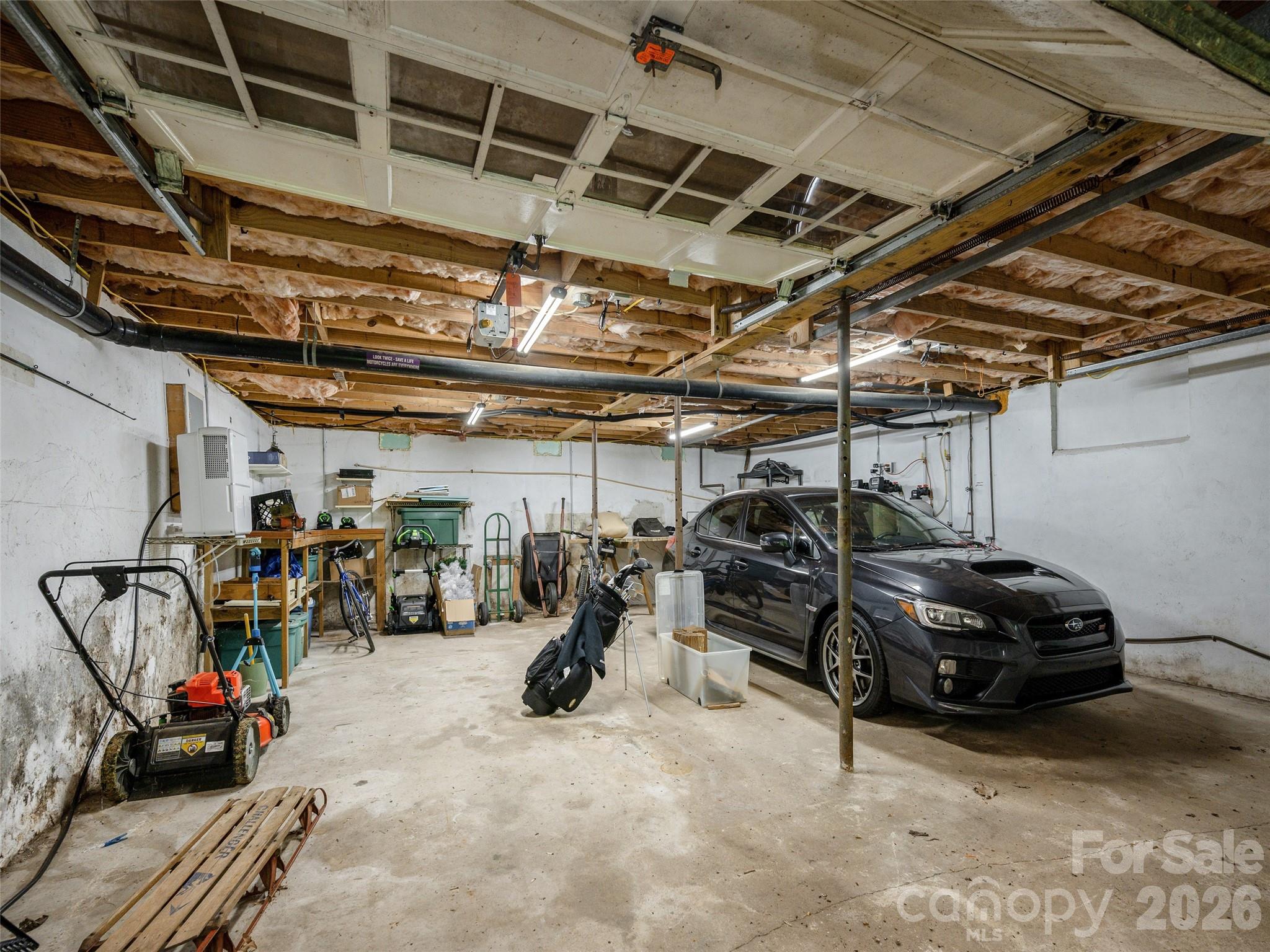 411 Patton Mountain Road — Asheville