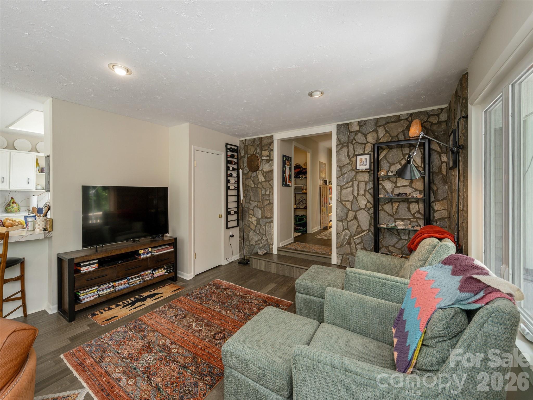 411 Patton Mountain Road — Asheville