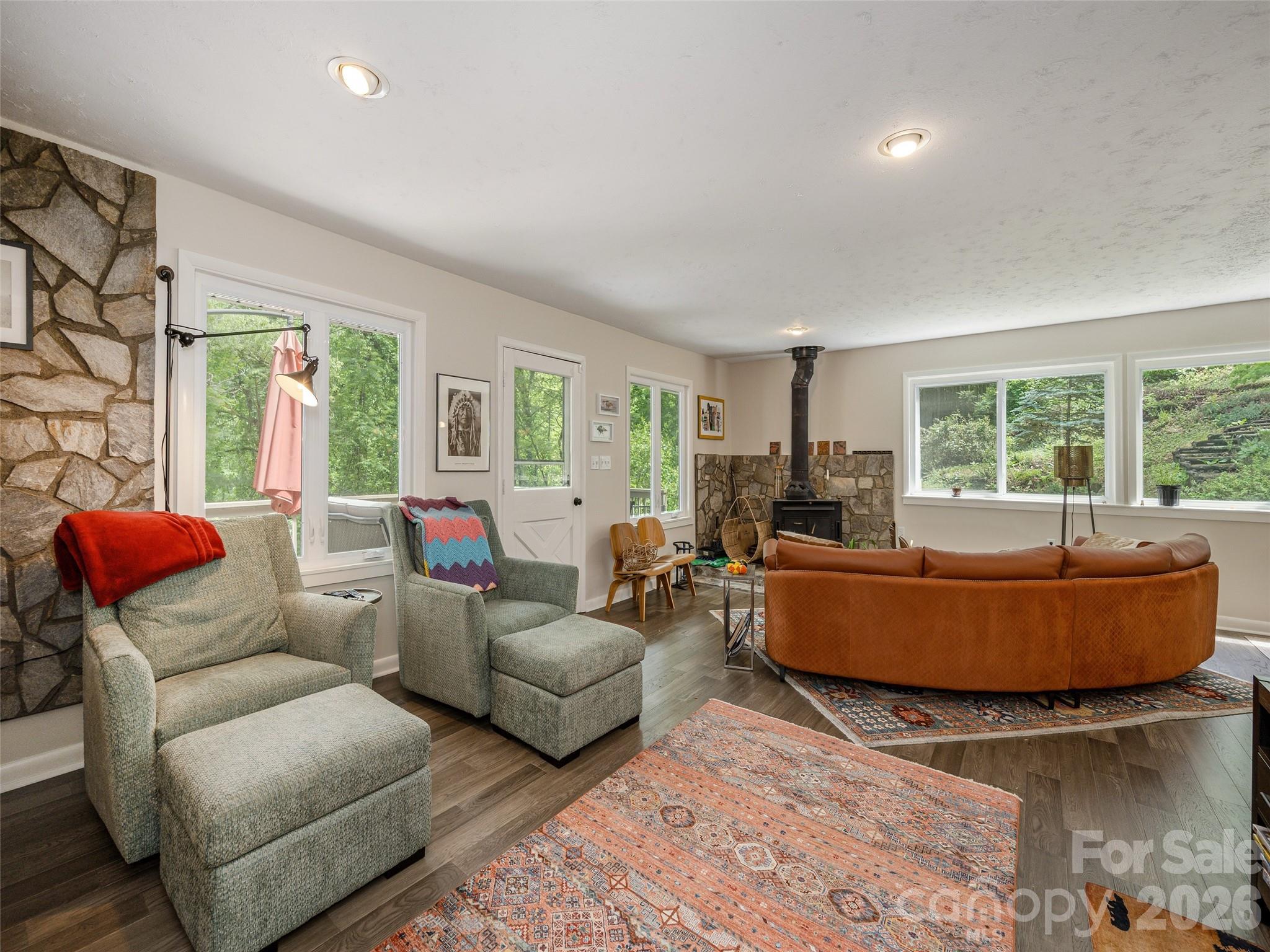 411 Patton Mountain Road — Asheville
