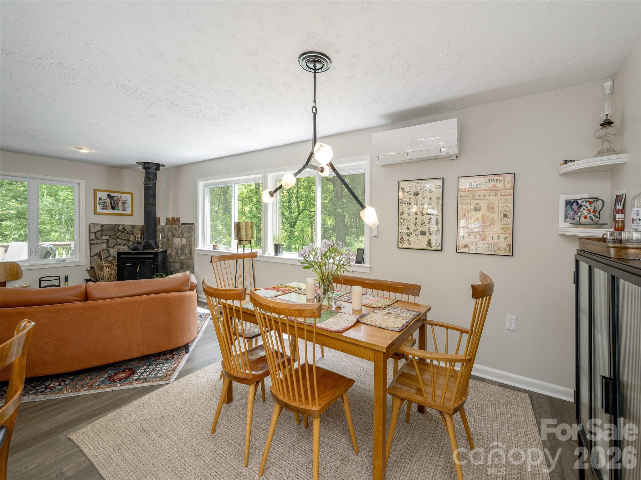 411 Patton Mountain Road — Asheville