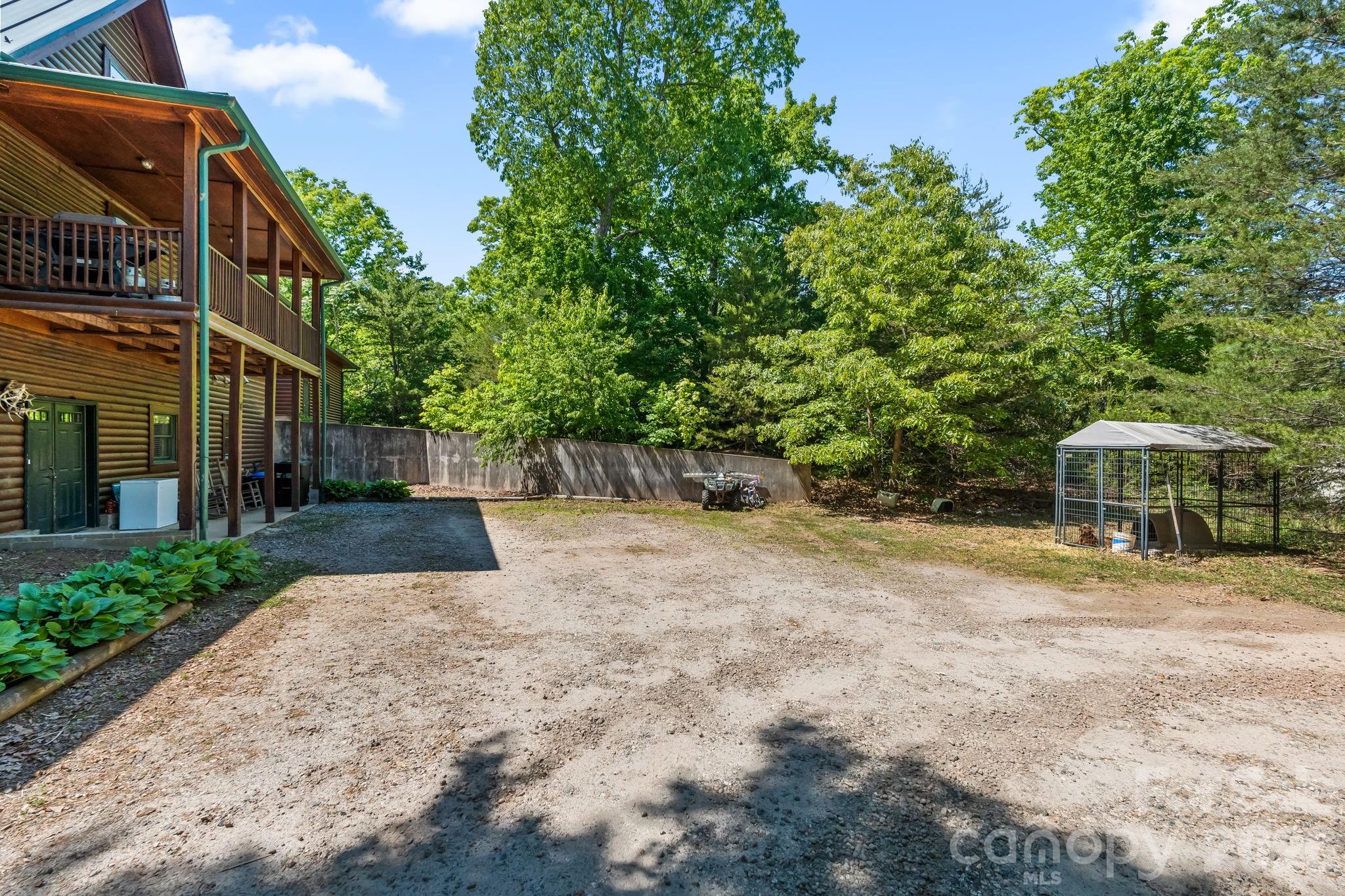 3341 Peniel Road — Tryon
