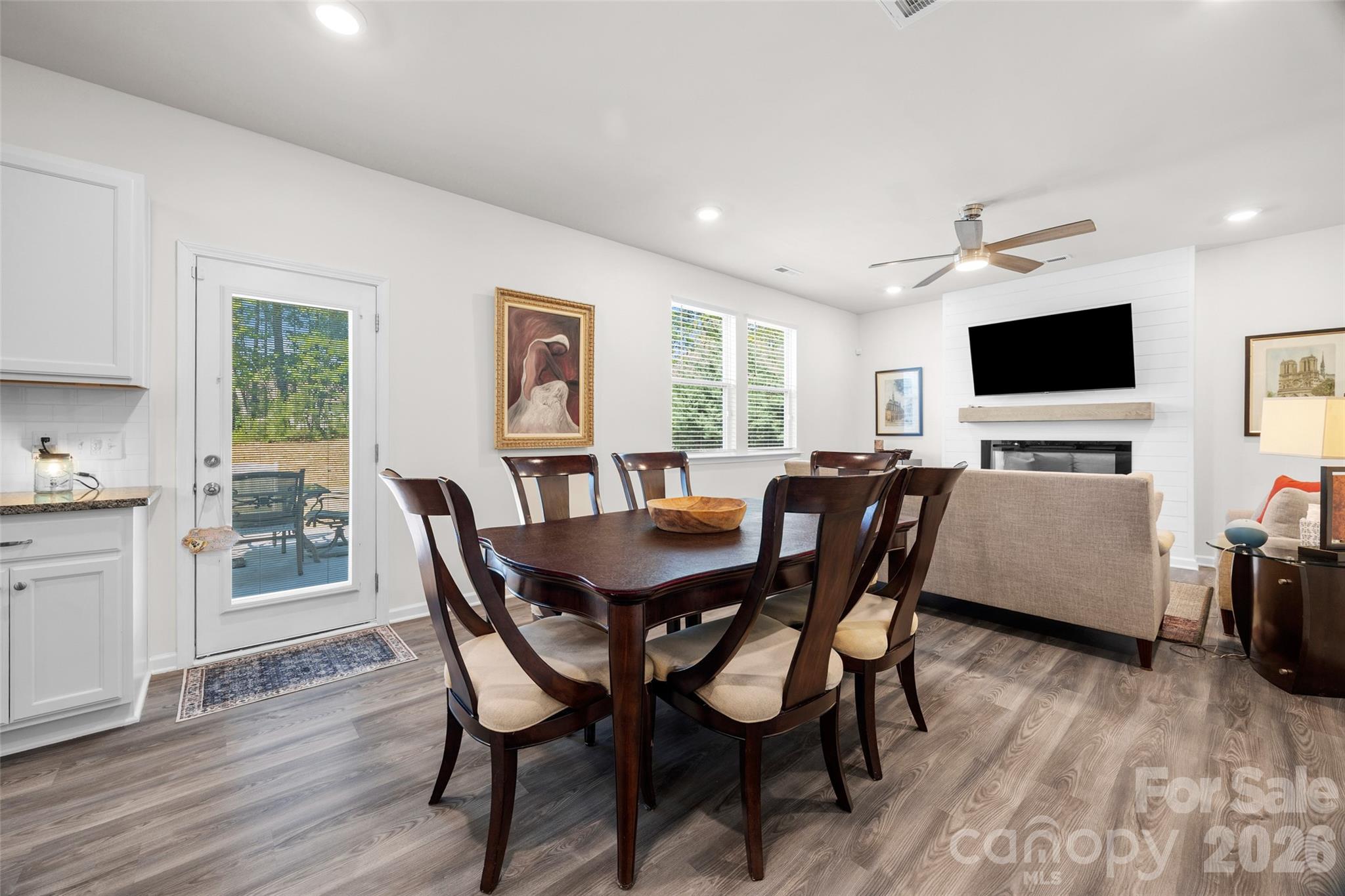 2233 Sussex Road — York