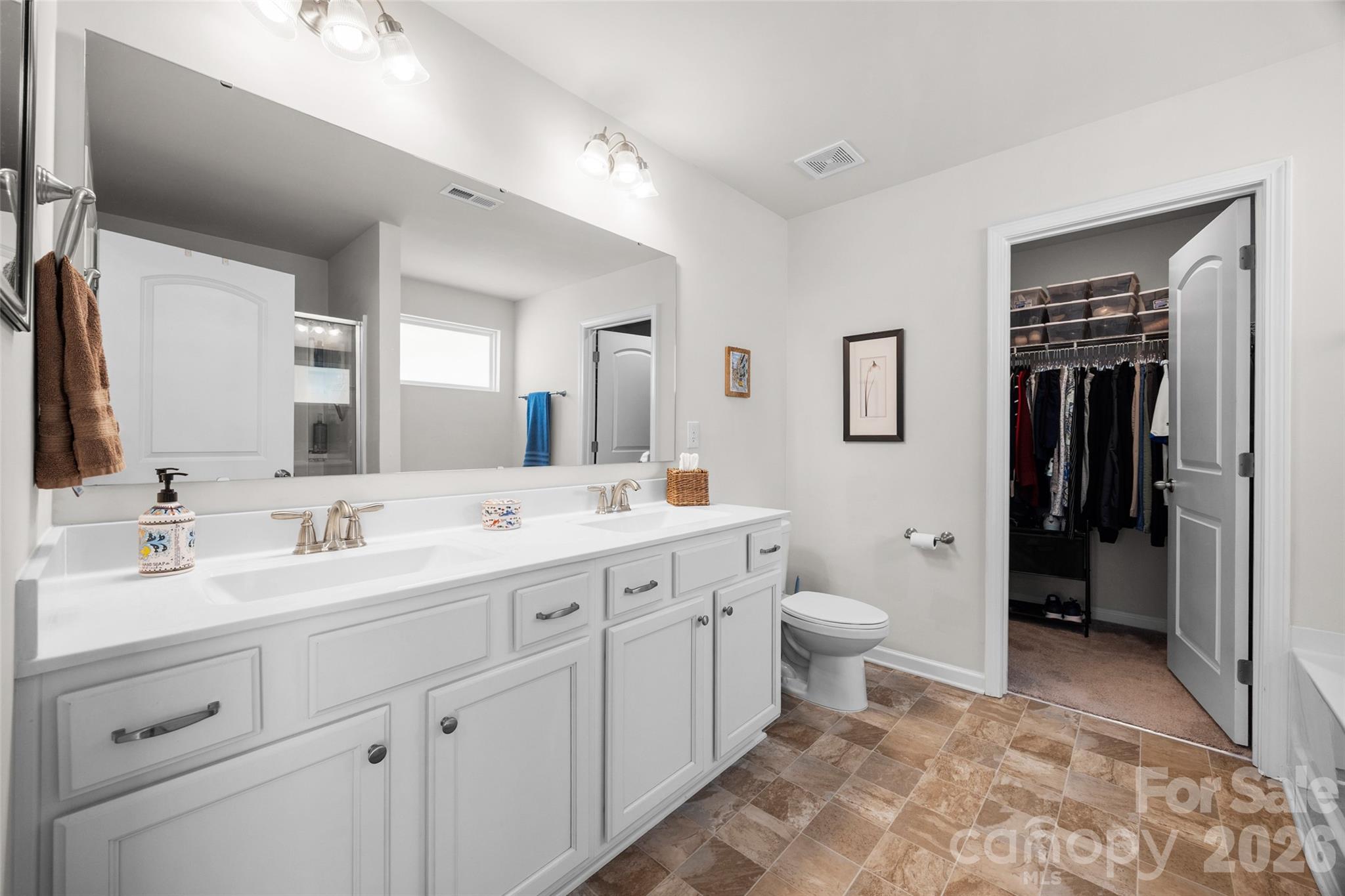 2233 Sussex Road — York
