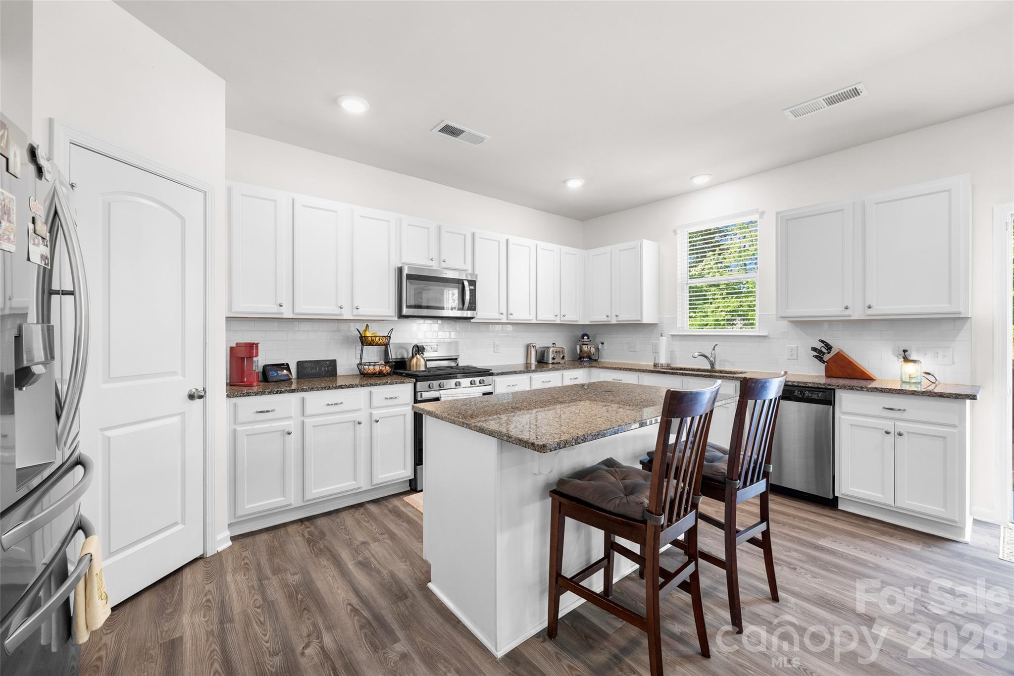 2233 Sussex Road — York
