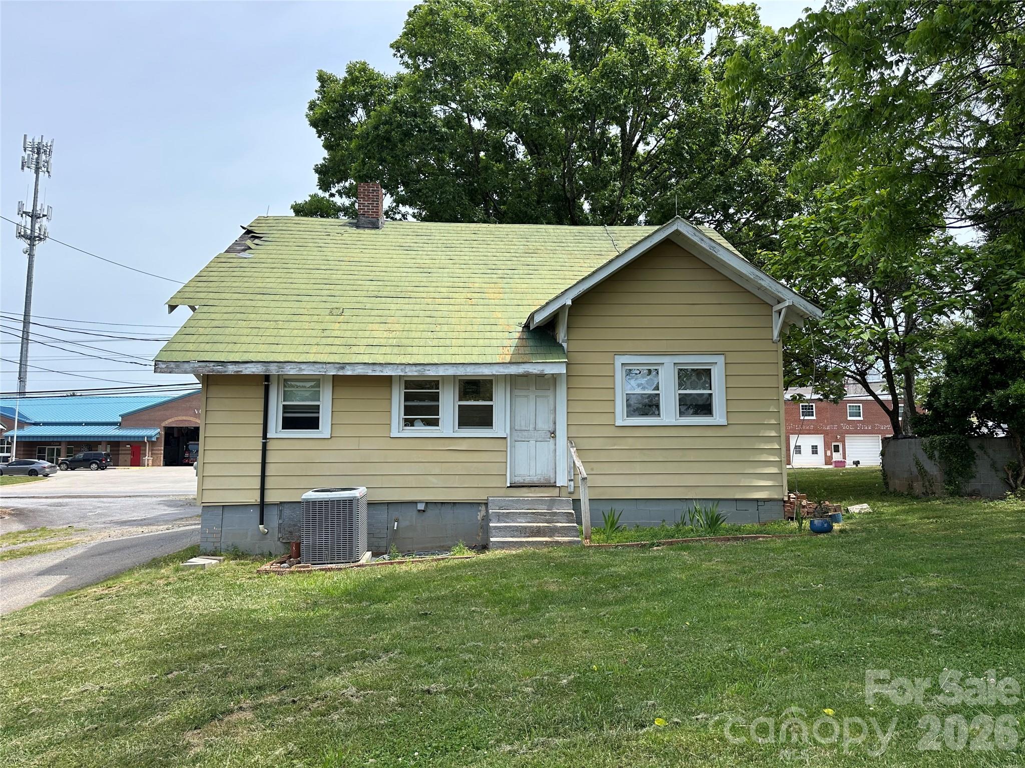 5149 Boone Trail — Millers Creek