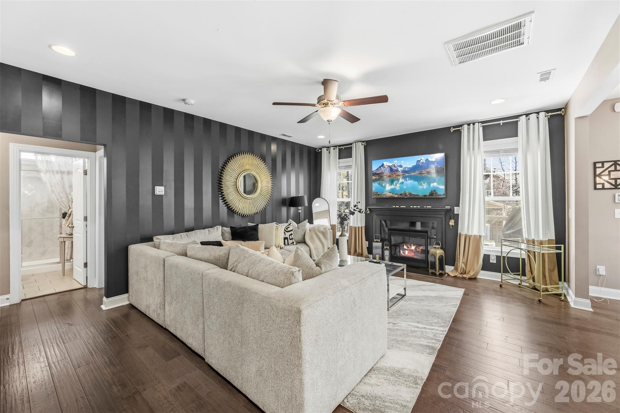 9527 Spurwig Court — Charlotte