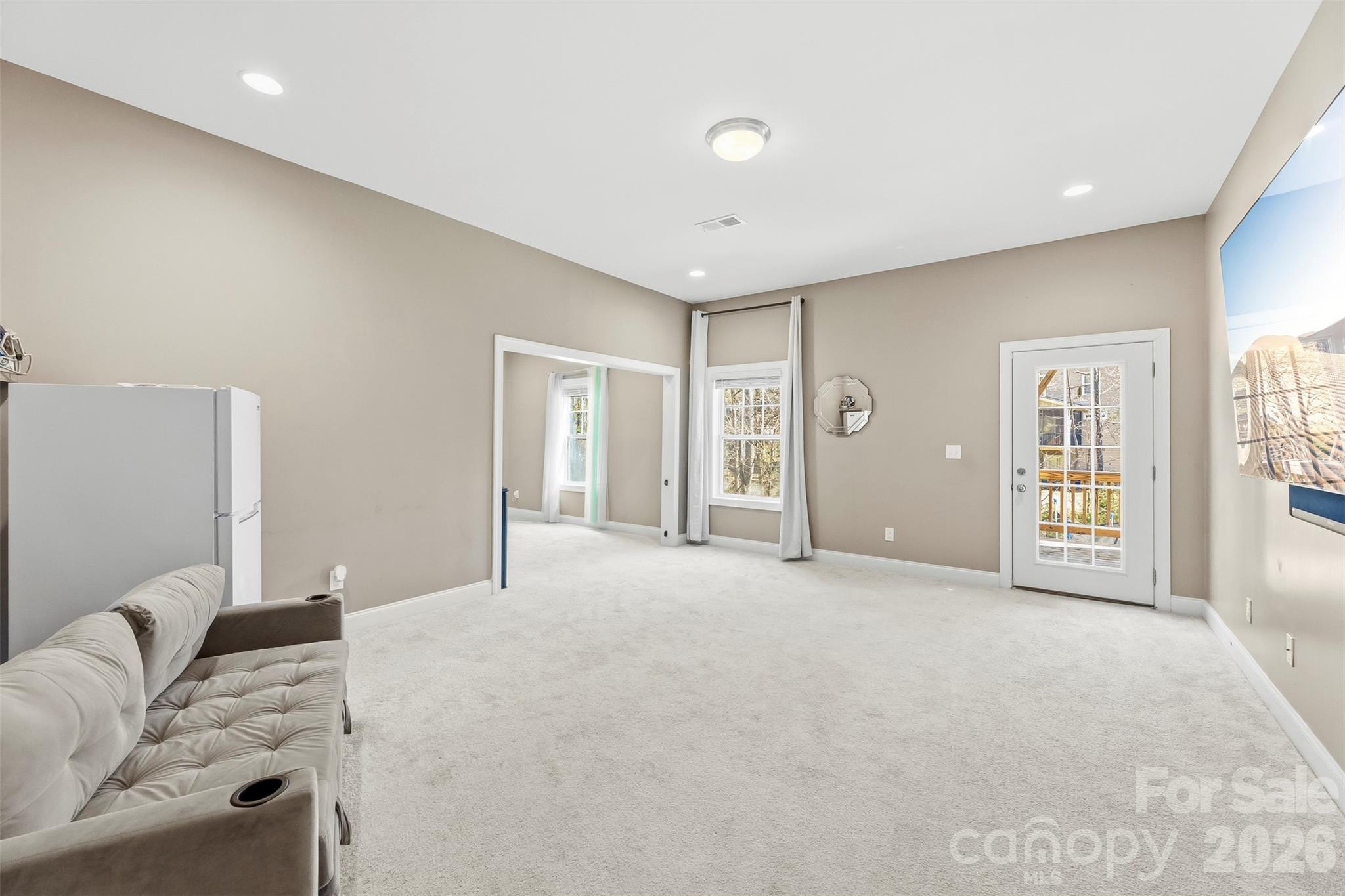 9527 Spurwig Court — Charlotte