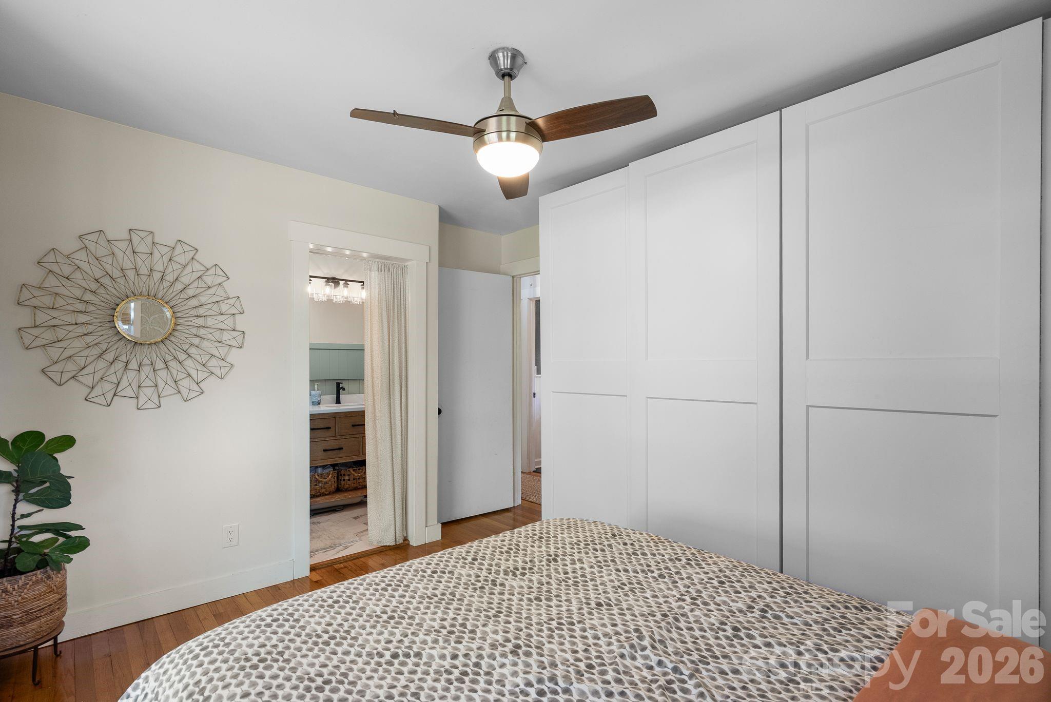 343 Oakview Park Road — Asheville