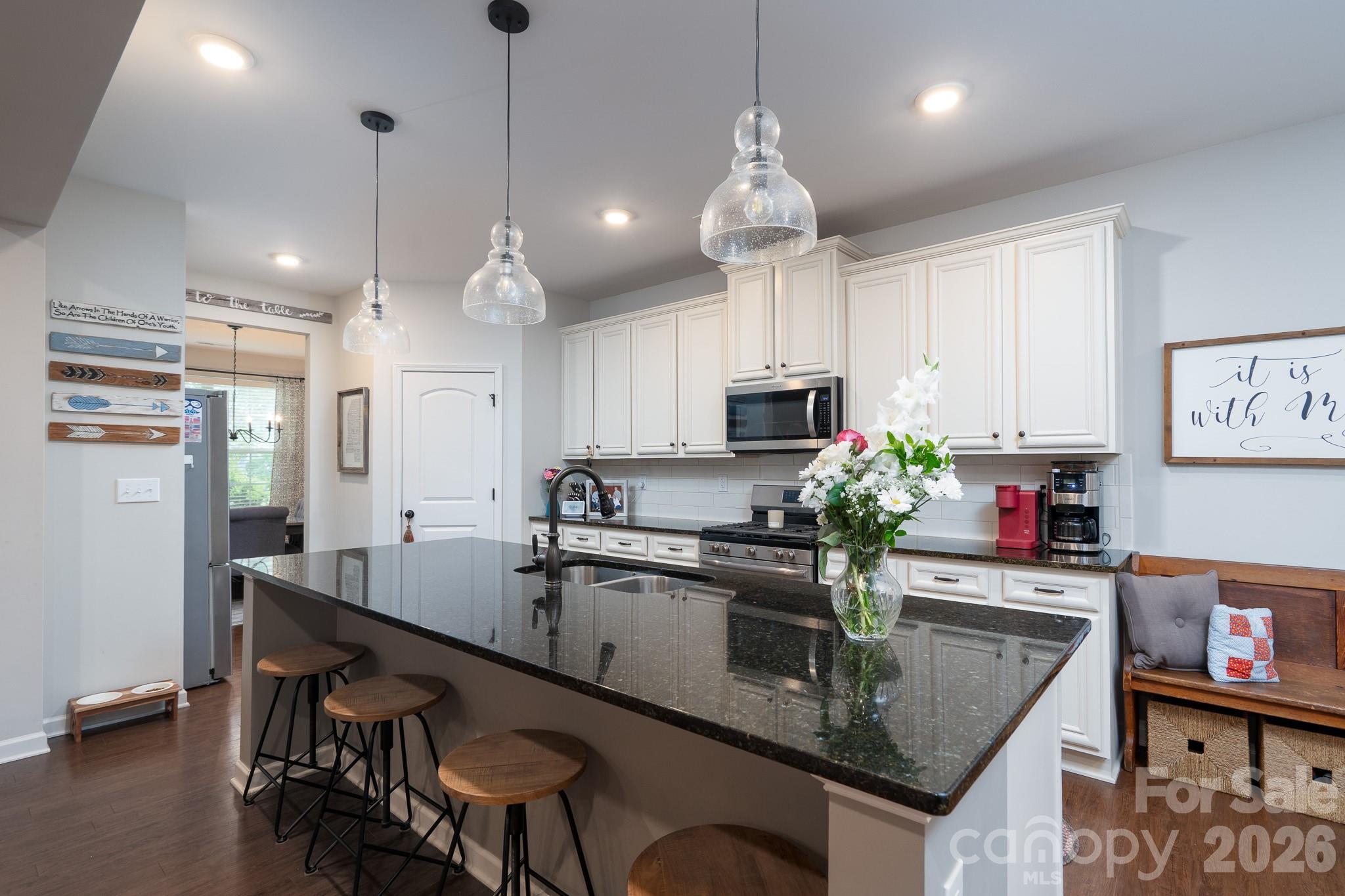 858 Double Oak Lane SE — Concord