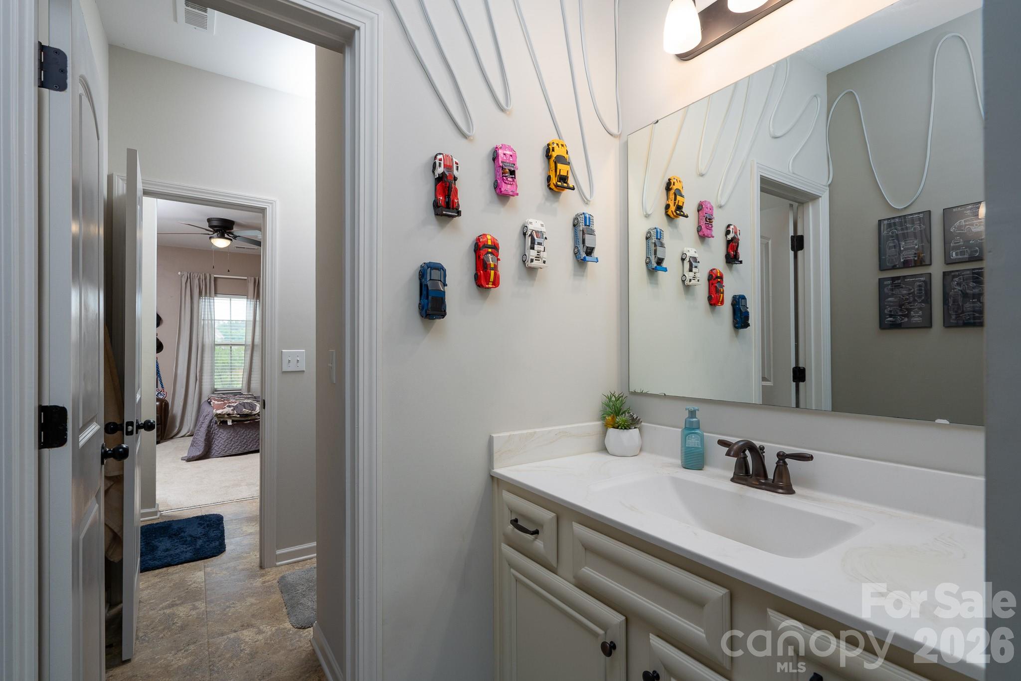 858 Double Oak Lane SE — Concord