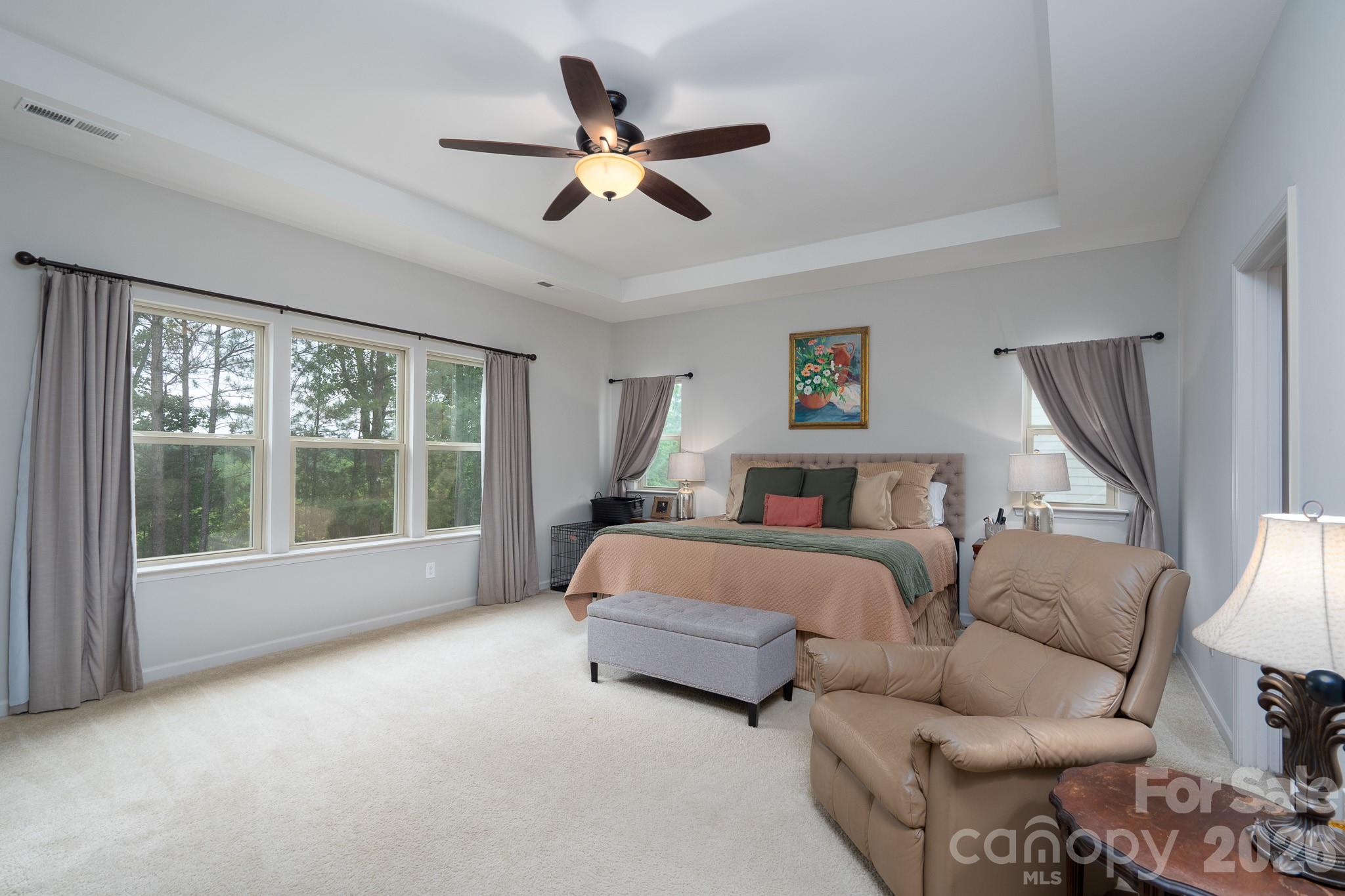 858 Double Oak Lane SE — Concord