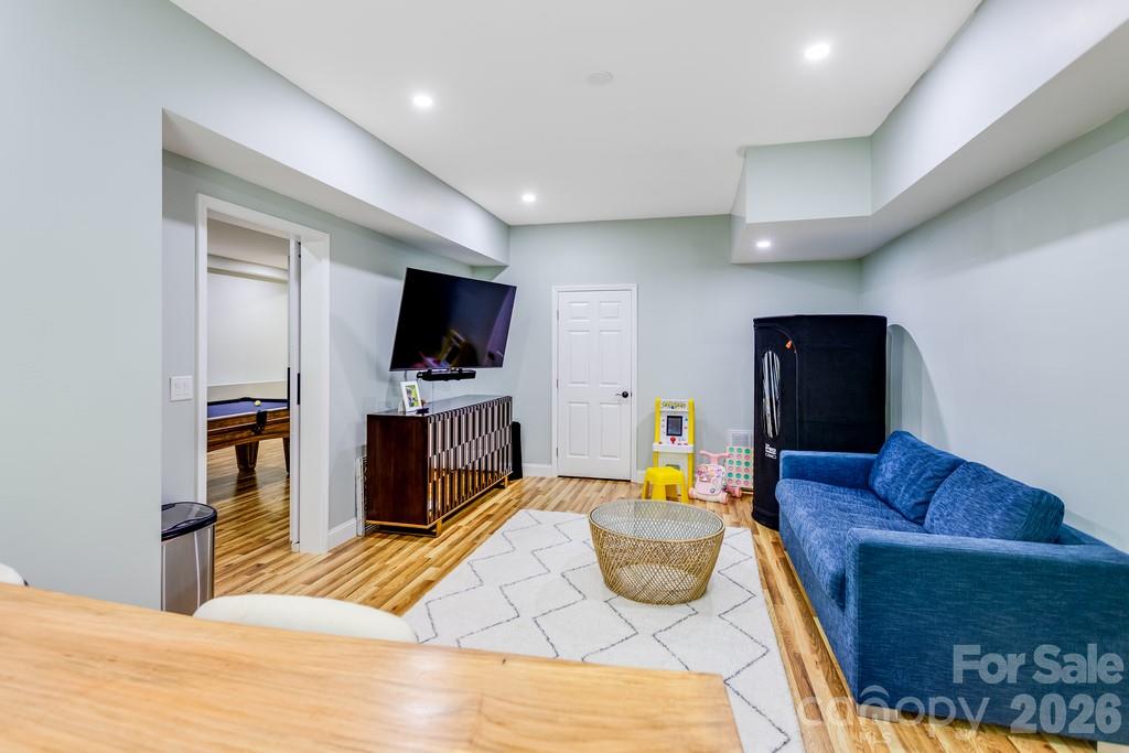 109 Wood Owl Court — Hendersonville