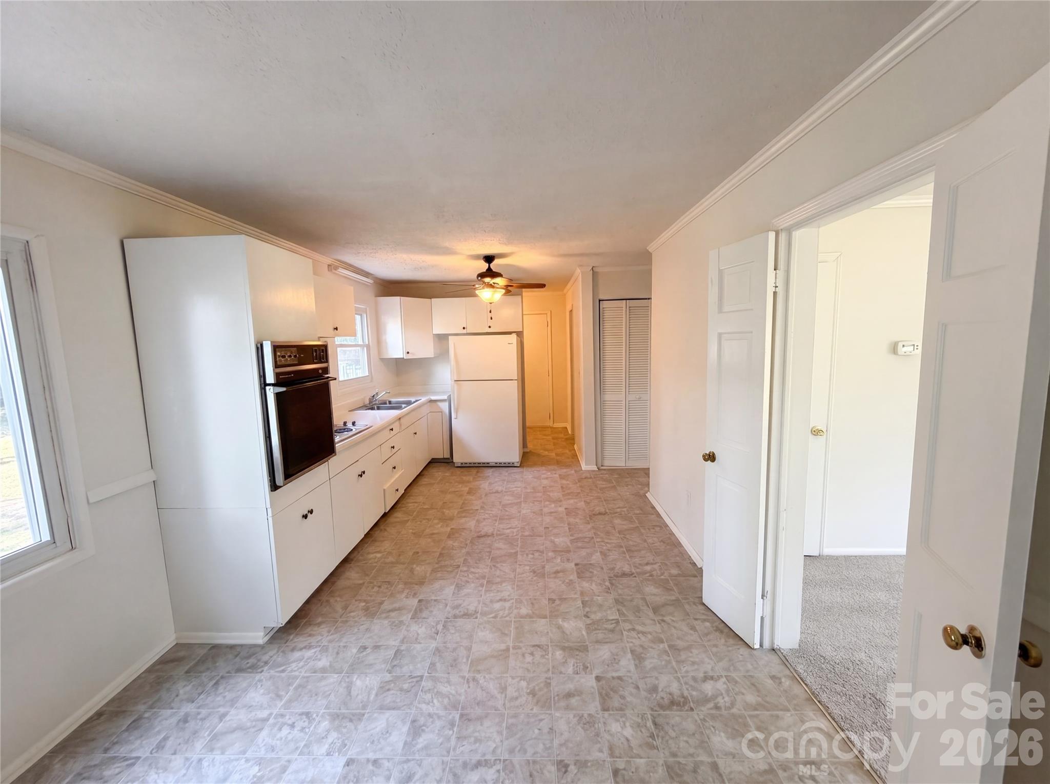 1508 W Colonial Drive — Salisbury