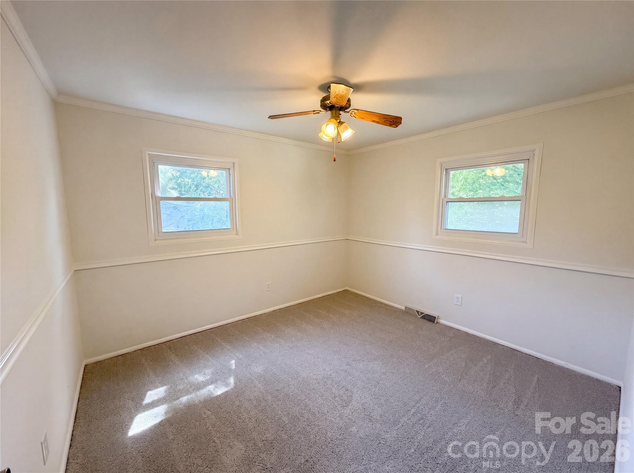 1508 W Colonial Drive — Salisbury