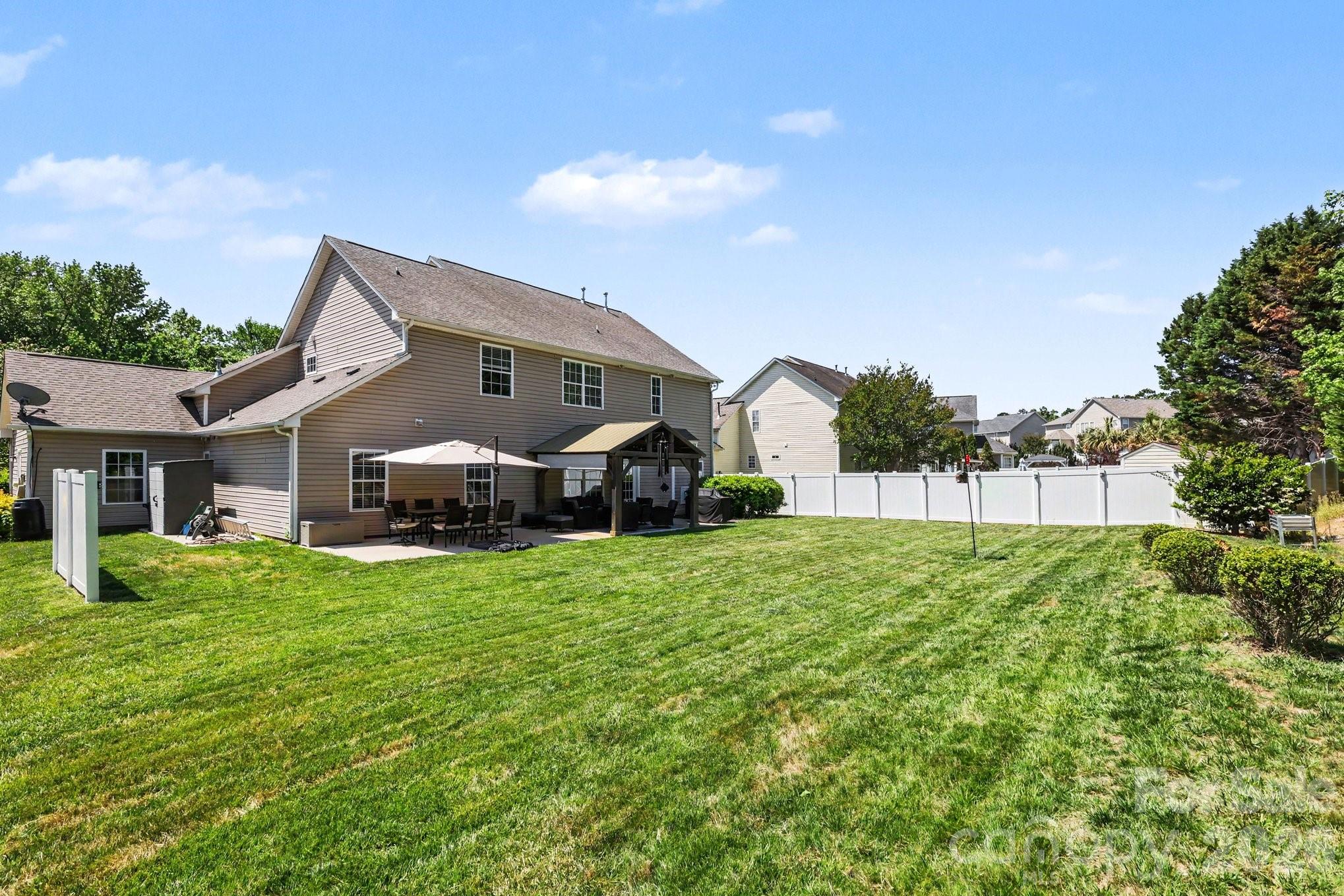 3028 Streamlet Way — Indian Trail
