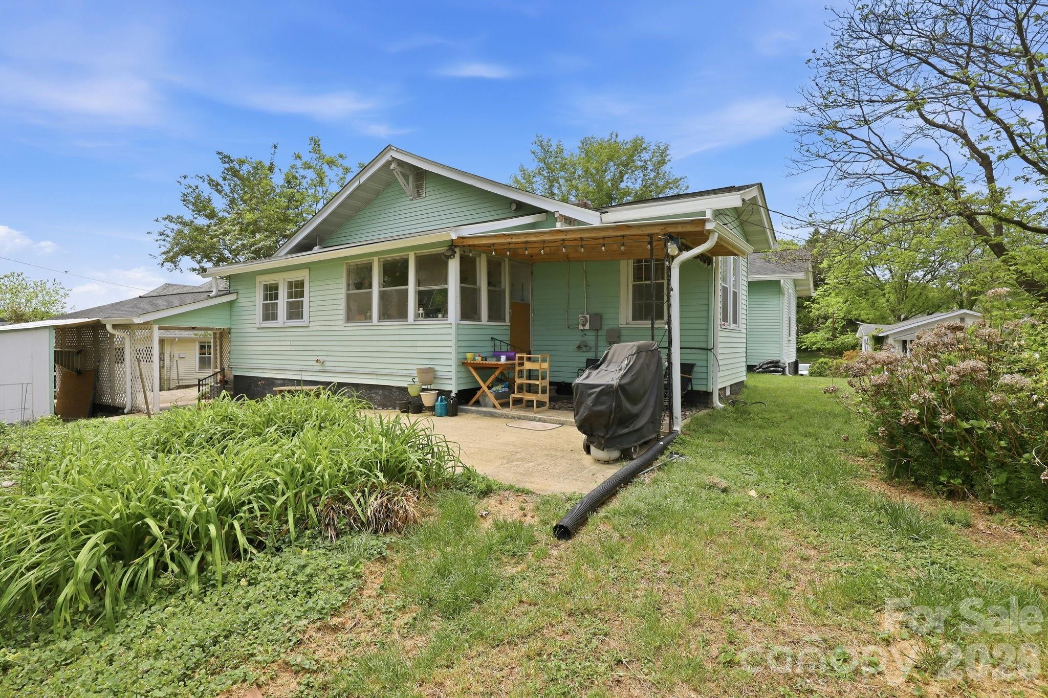 77 Pulliam Street — Marion