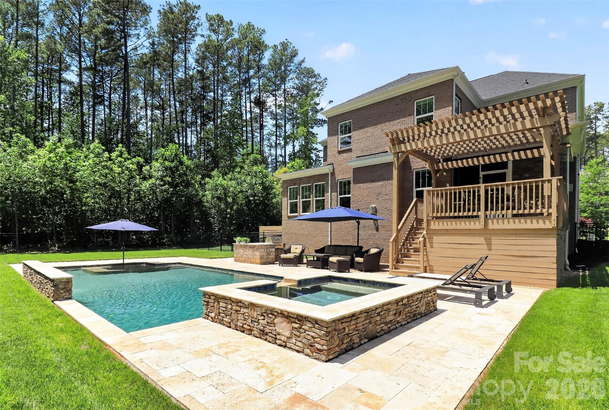 229 Eden Hollow Lane — Weddington
