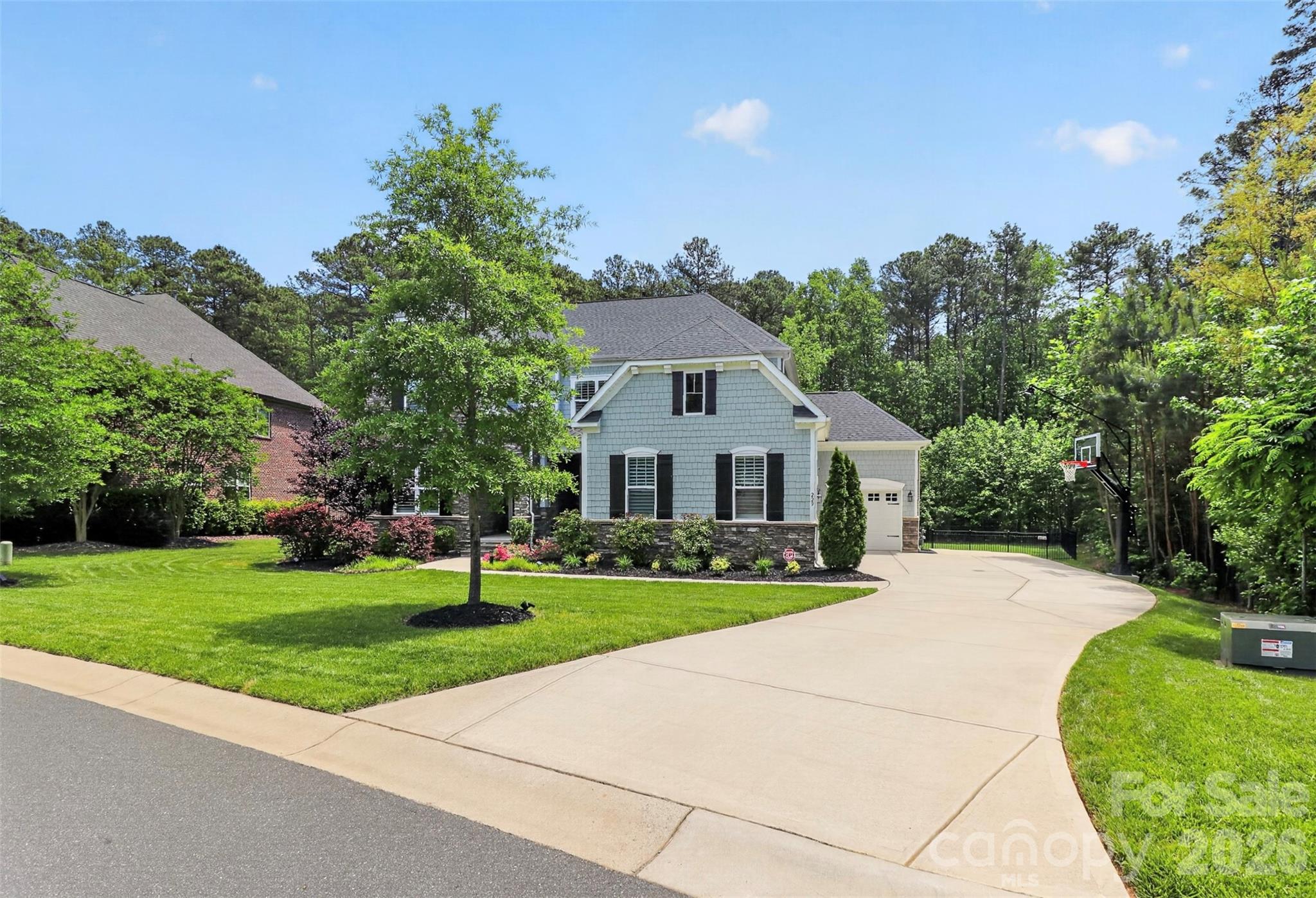 229 Eden Hollow Lane — Weddington