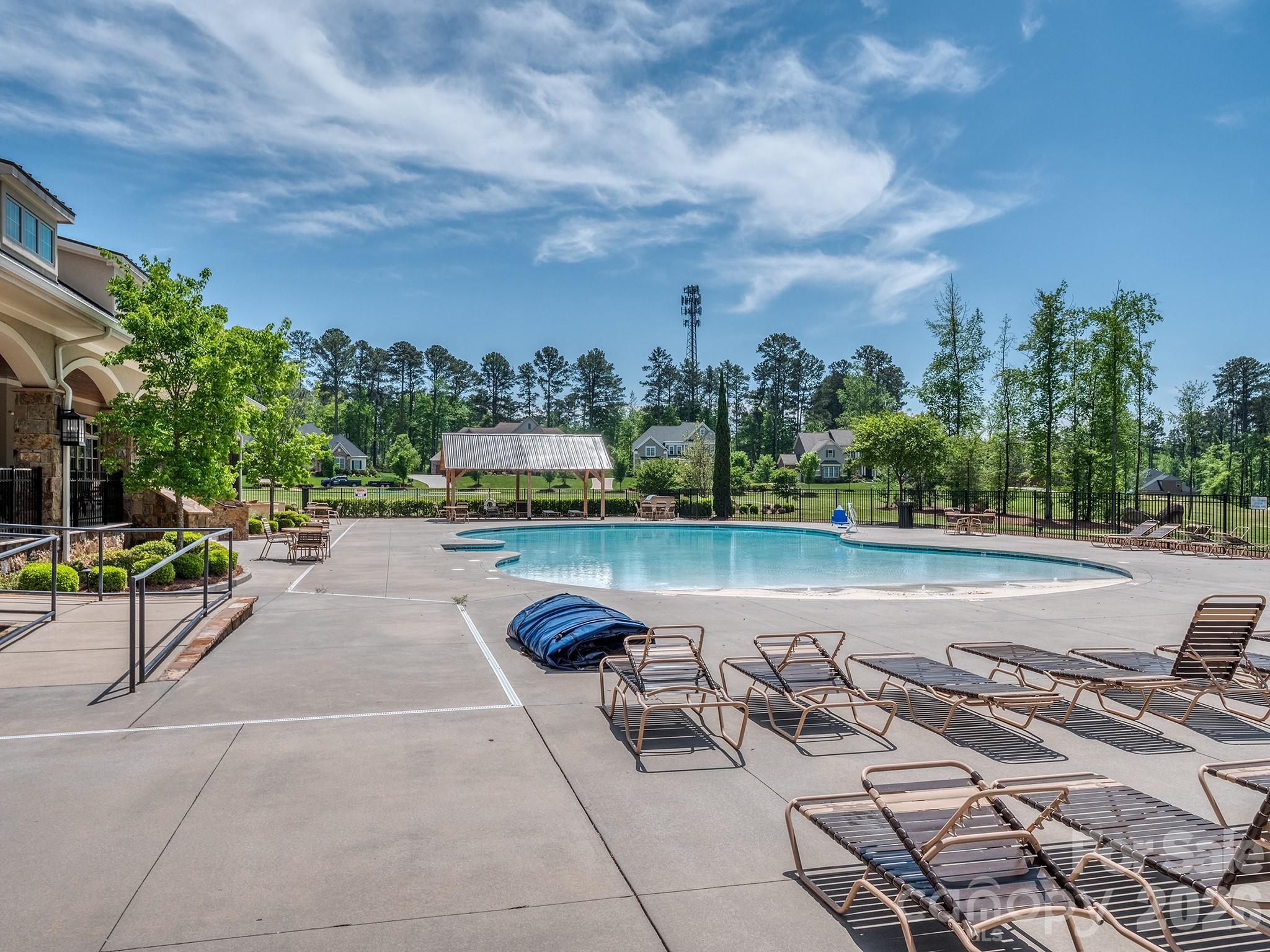 229 Eden Hollow Lane — Weddington