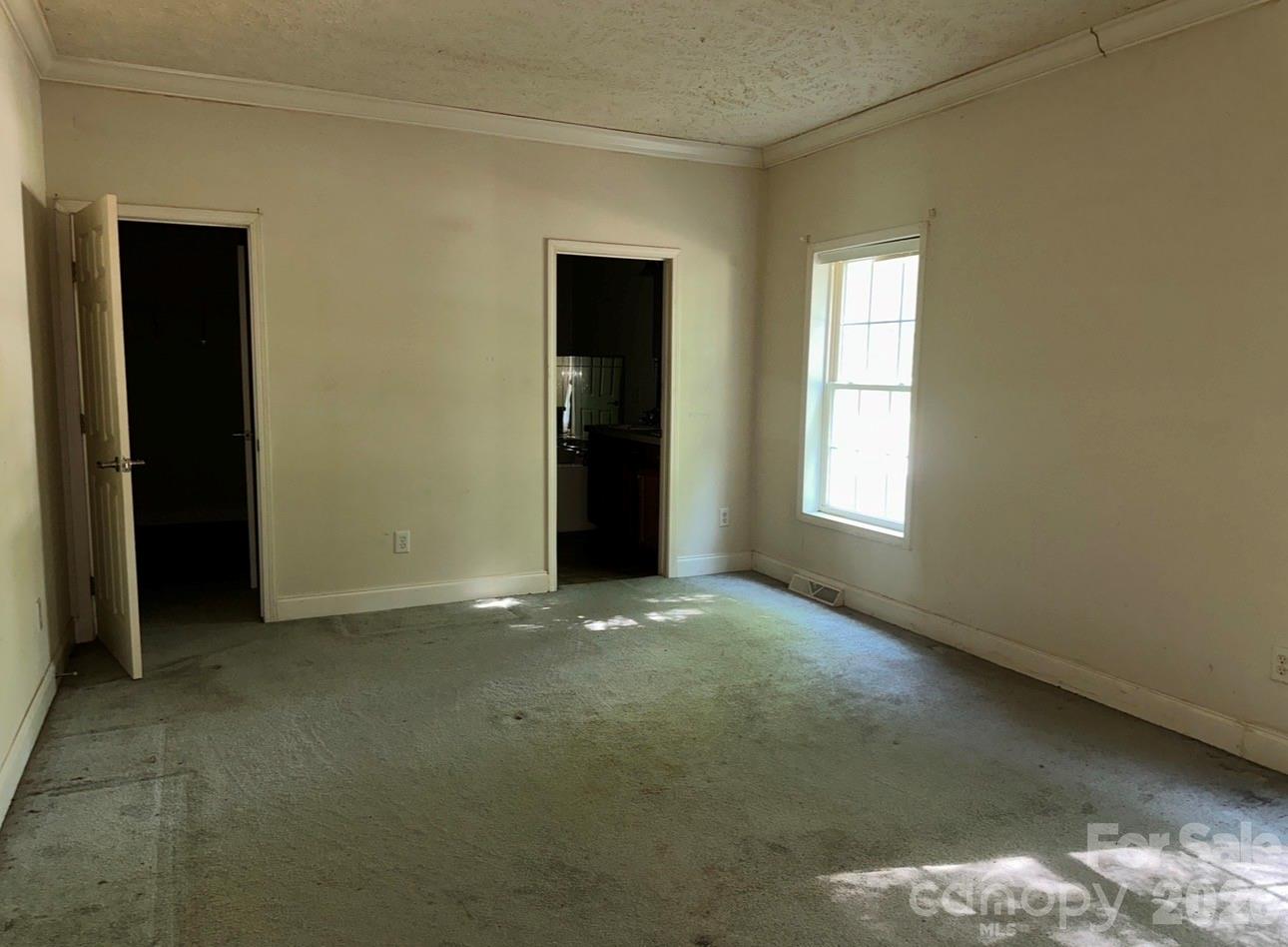 172 Jesse King Road — Advance