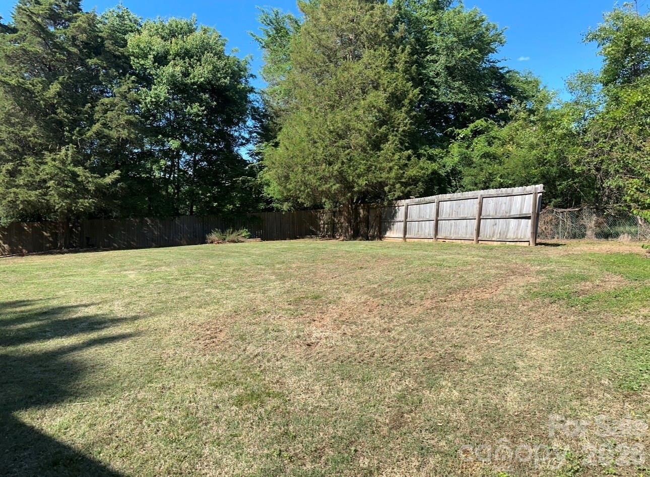 172 Jesse King Road — Advance