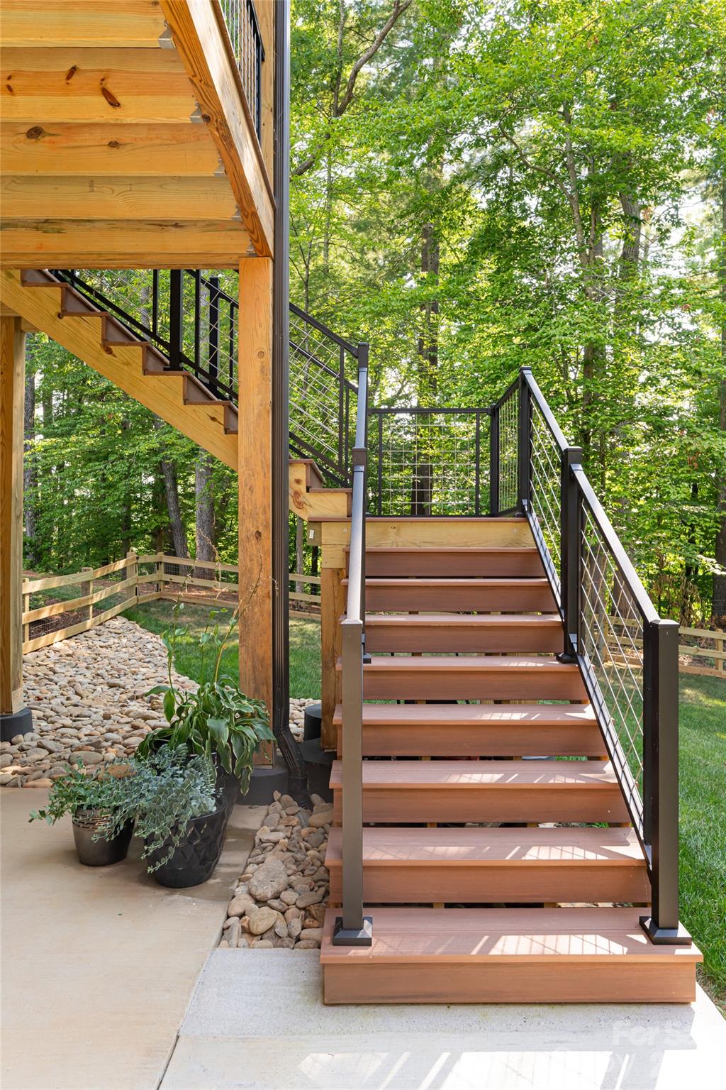 27 Tommy Ray Ridge — Weaverville