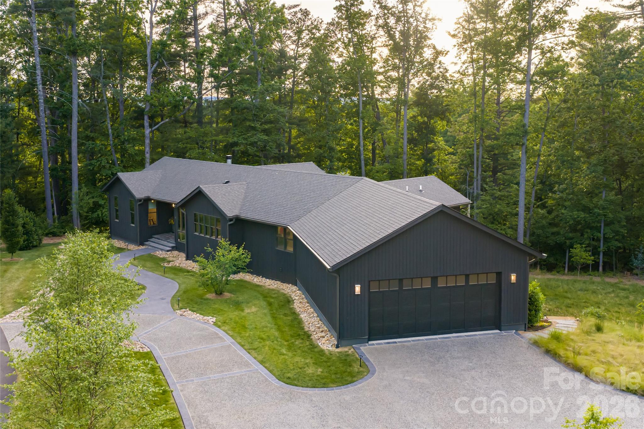 27 Tommy Ray Ridge — Weaverville