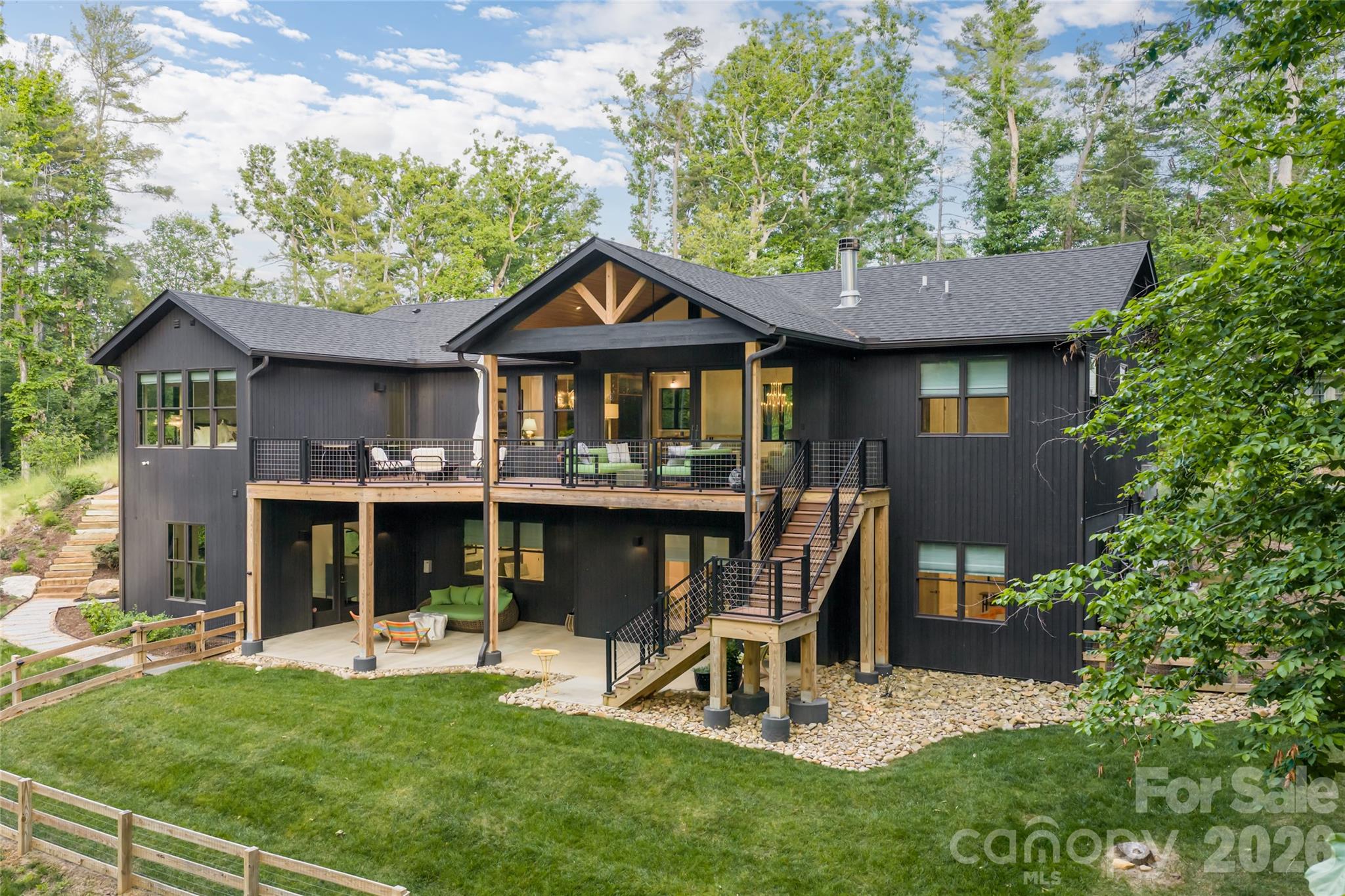 27 Tommy Ray Ridge — Weaverville
