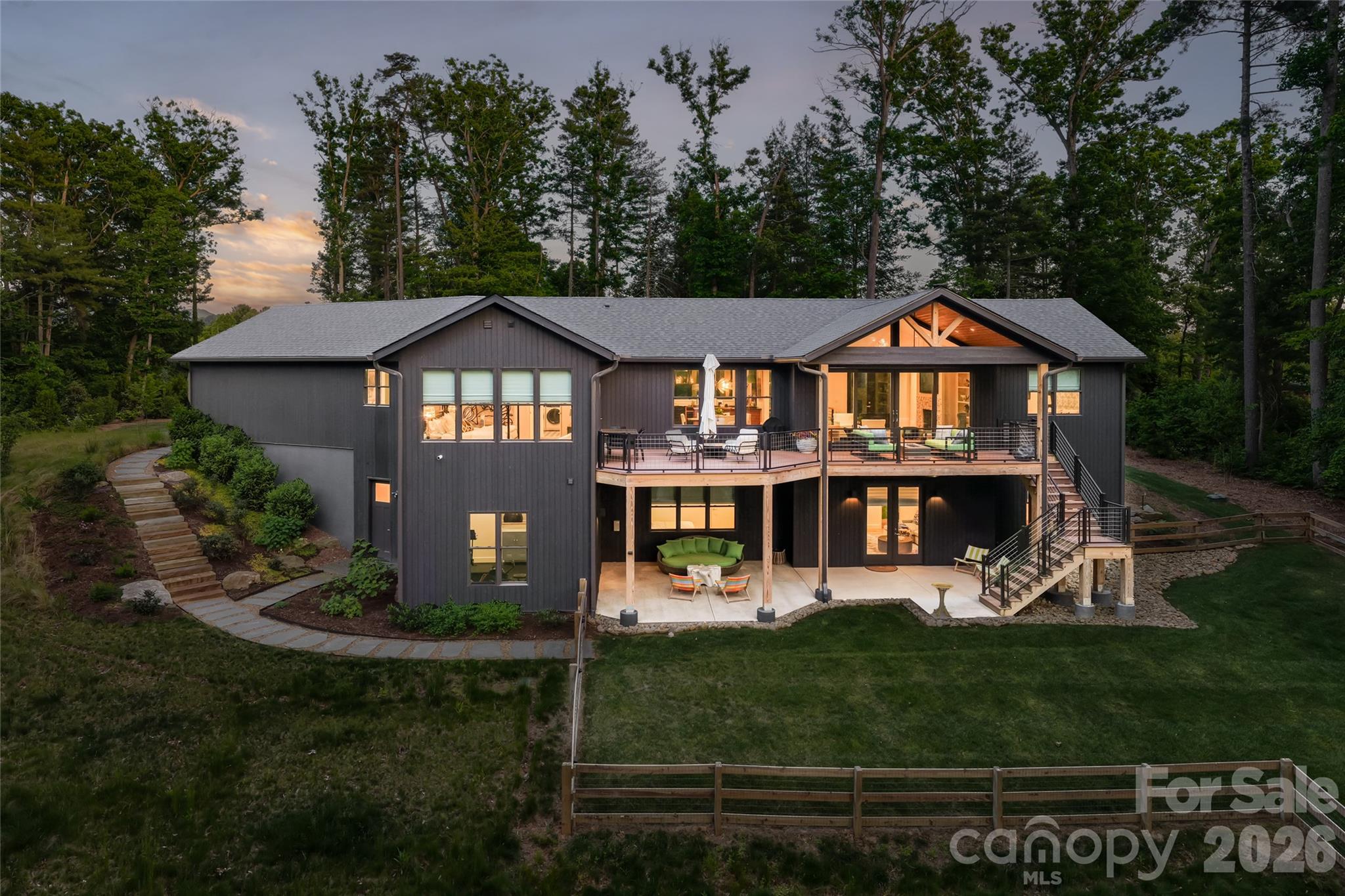 27 Tommy Ray Ridge — Weaverville
